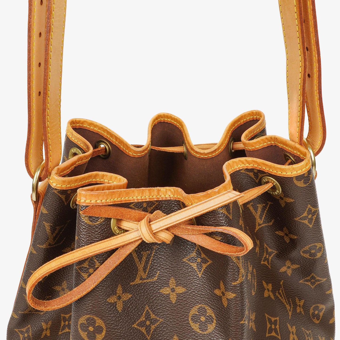 Louis Vuitton Noe Grande GM Monogram Canvas Shoulder Bag