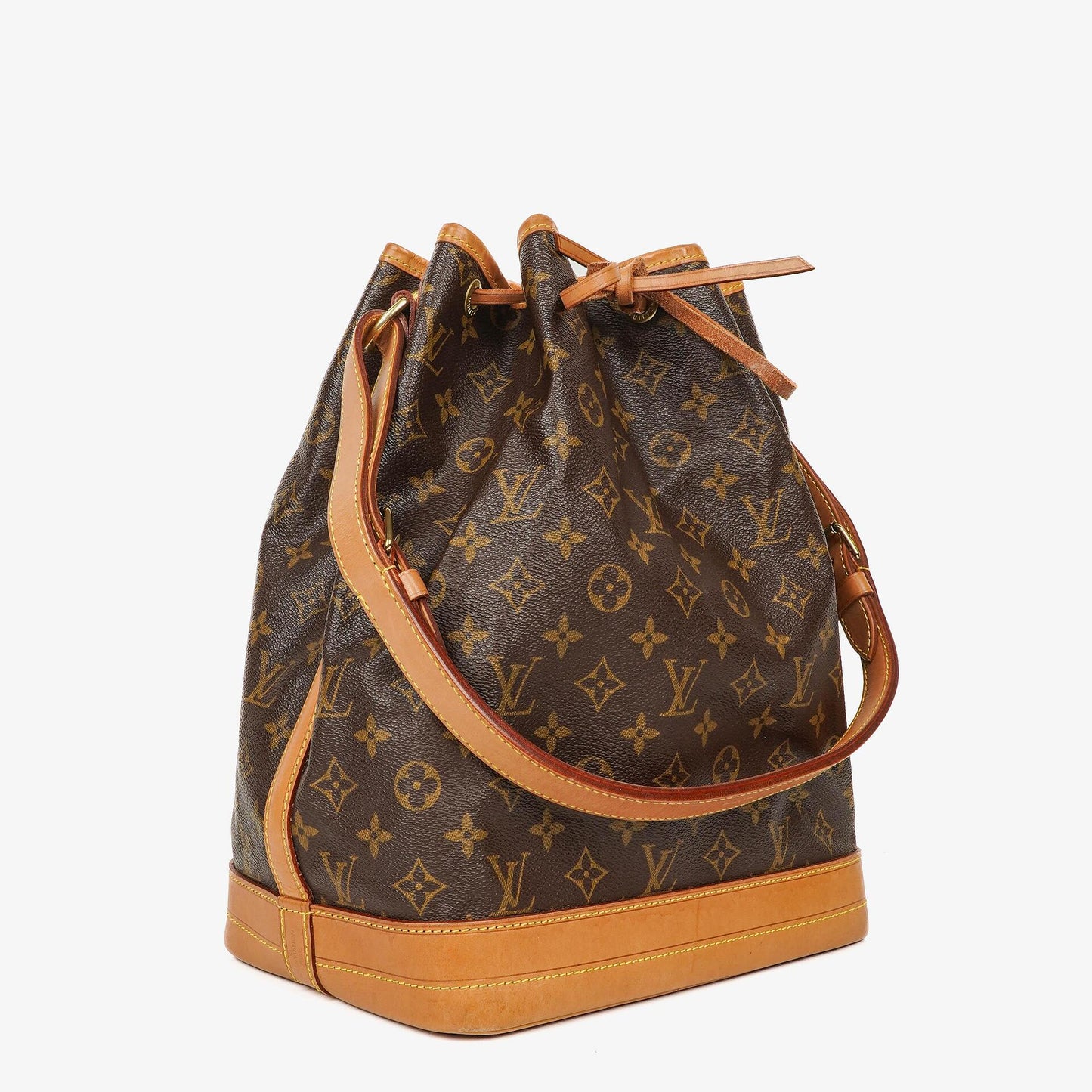 Louis Vuitton Noe Grande GM Monogram Canvas Shoulder Bag