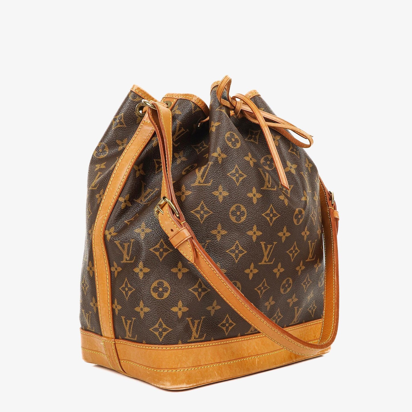 Louis Vuitton Noe Grande GM Monogram Canvas Shoulder Bag