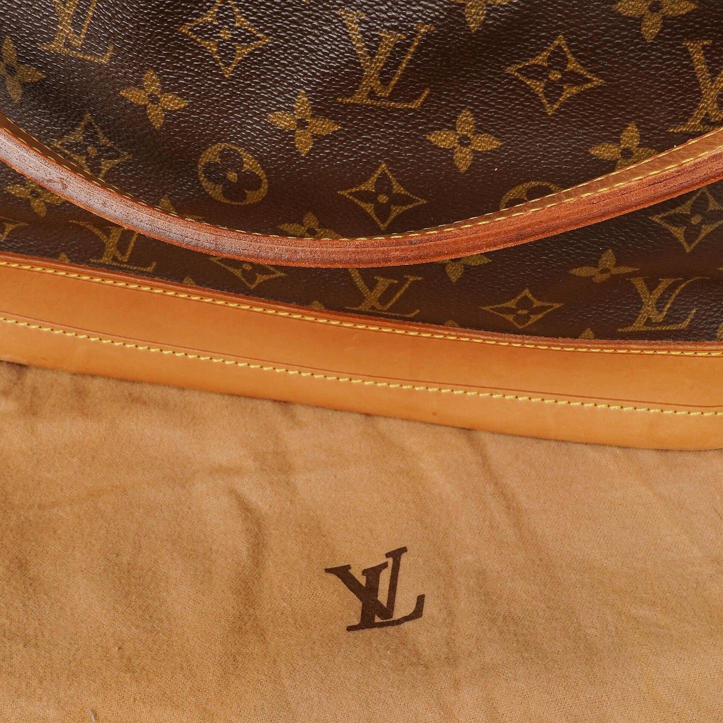 Louis Vuitton Noe Grande GM Monogram Canvas Shoulder Bag