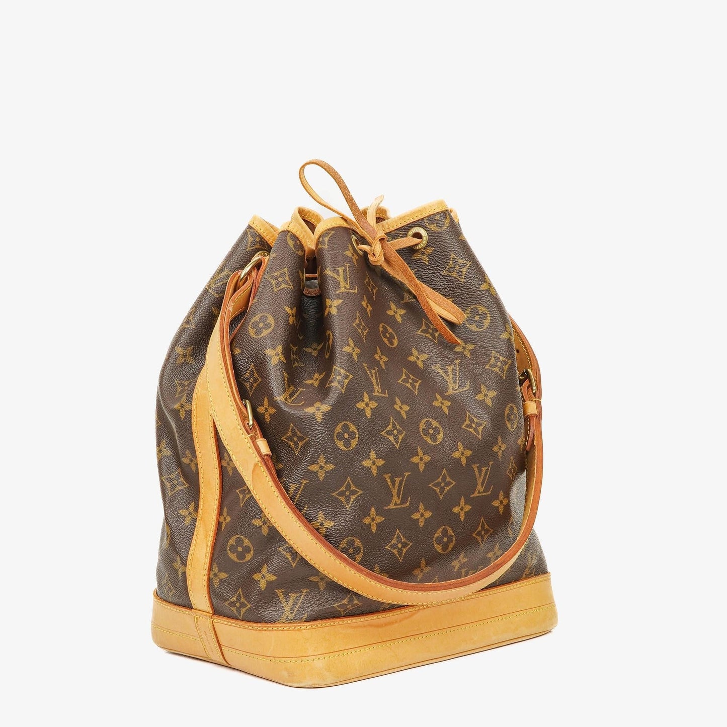 Louis Vuitton Noe Grande GM Monogram Canvas Shoulder Bag