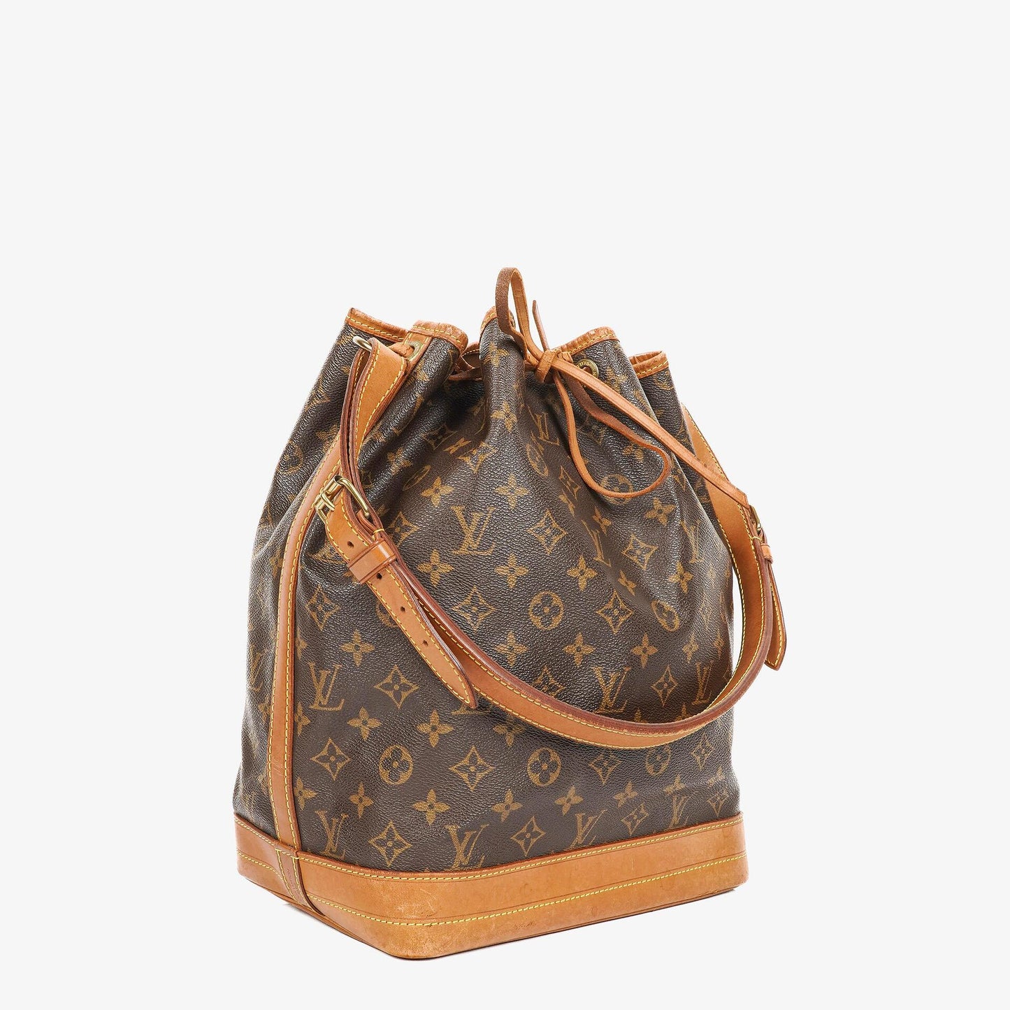 Louis Vuitton Noe Grande GM Monogram Canvas Shoulder Bag