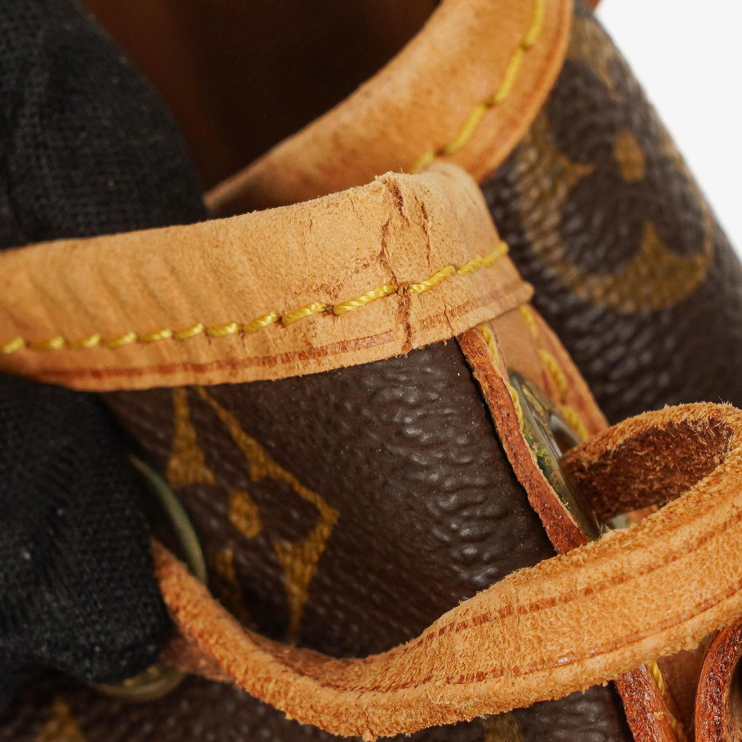 Louis Vuitton Noe Grande GM Monogram Canvas Shoulder Bag