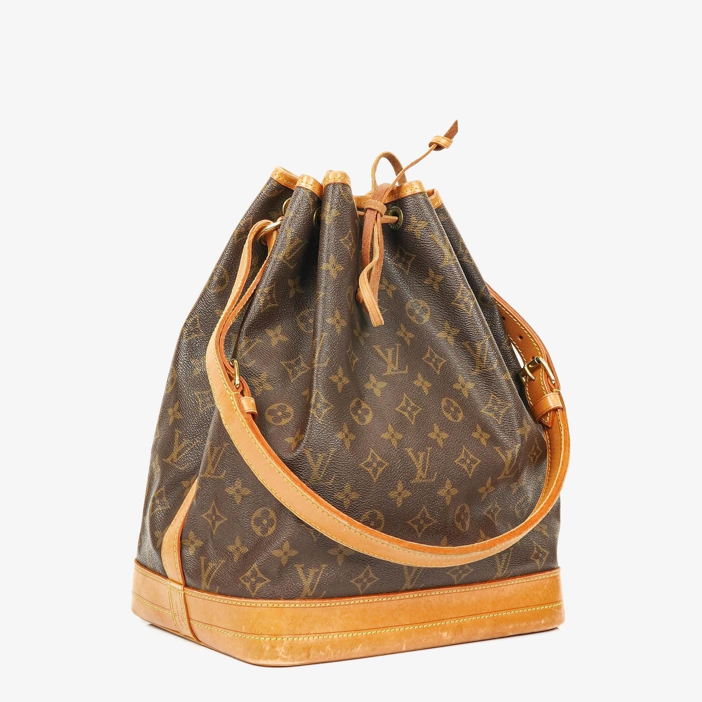Louis Vuitton Noe Grande GM Monogram Canvas Shoulder Bag