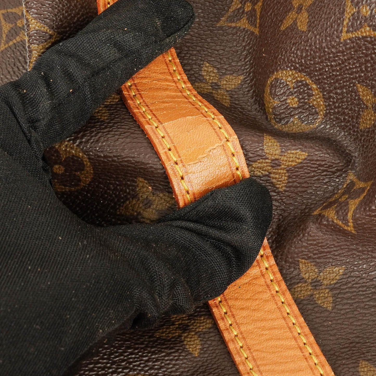 Louis Vuitton Noe Grande GM Monogram Canvas Shoulder Bag