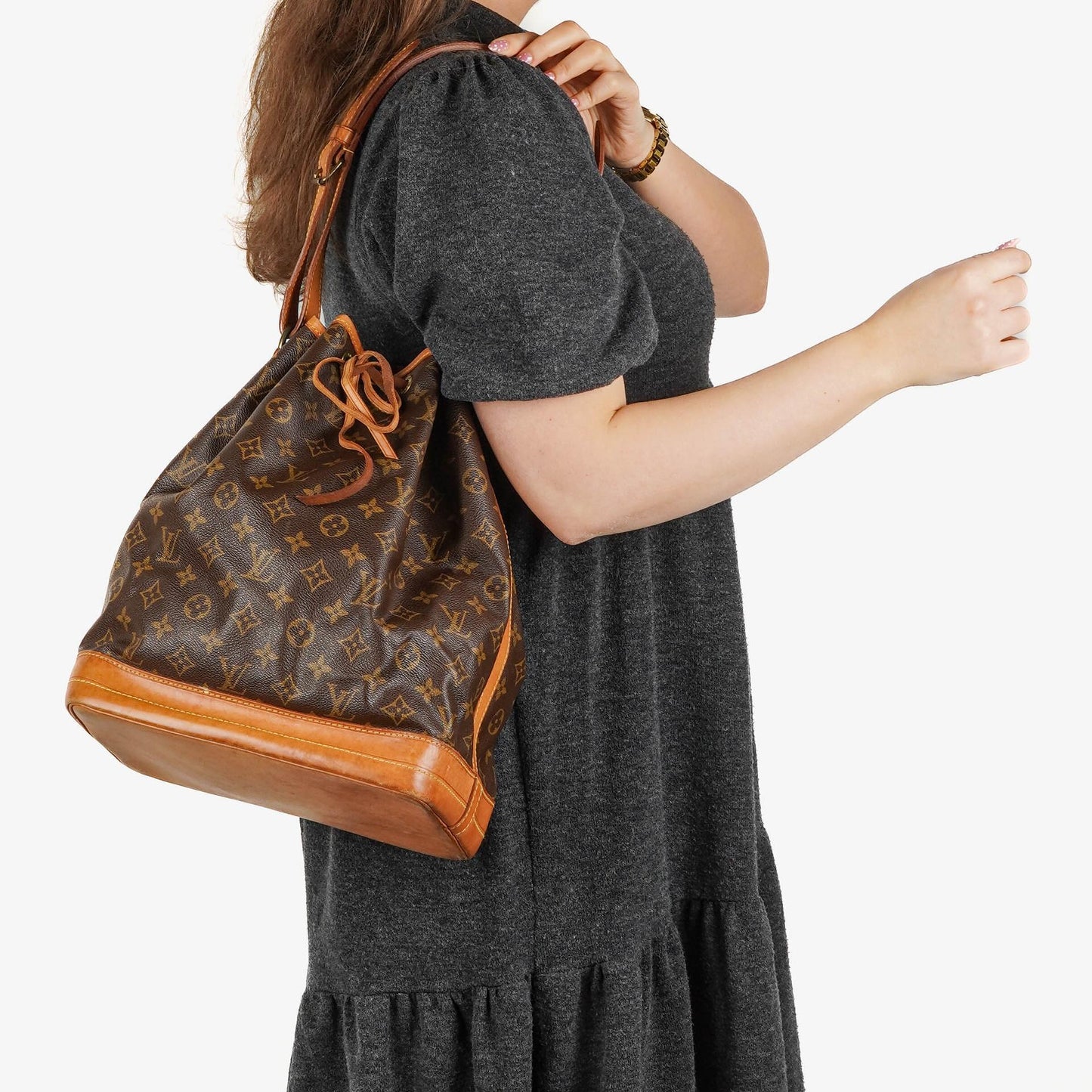 Louis Vuitton Noe Grande GM Monogram Canvas Shoulder Bag