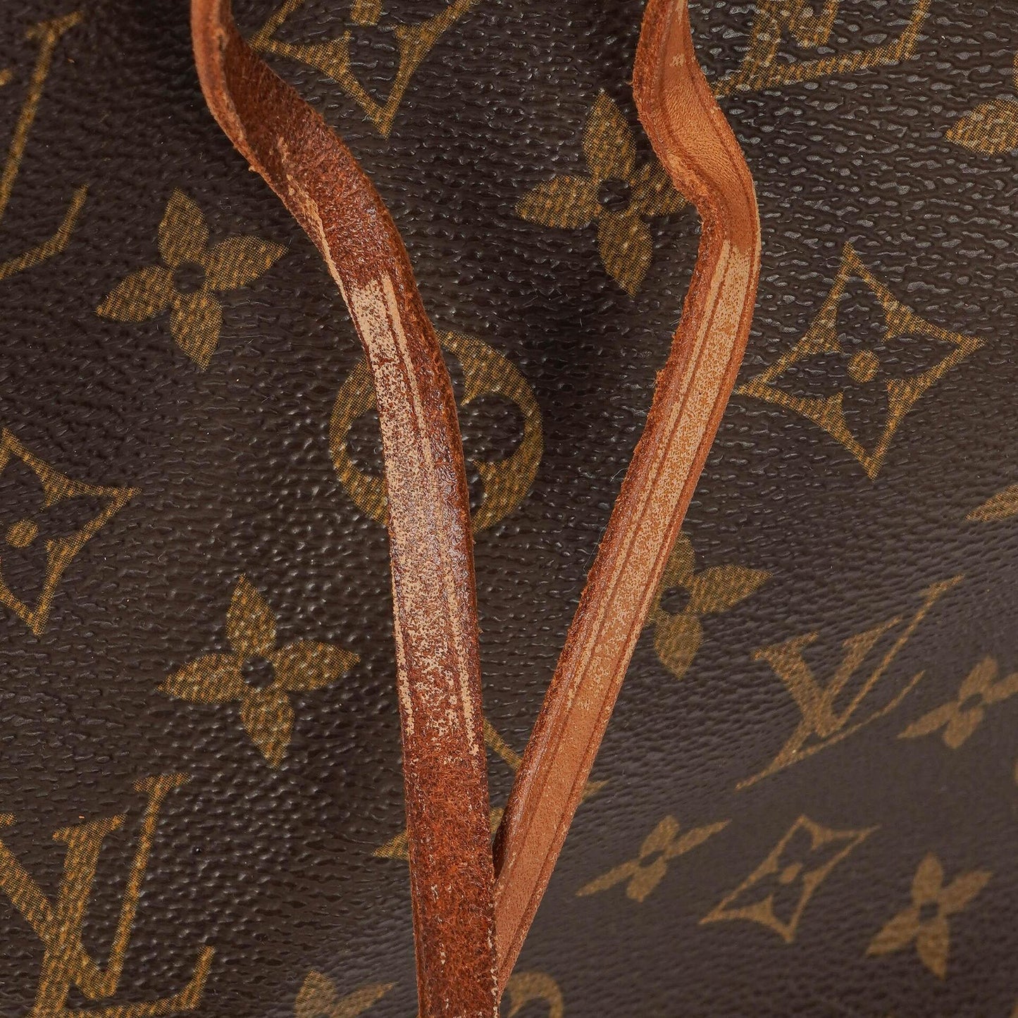 Louis Vuitton Noe Grande GM Monogram Canvas Shoulder Bag