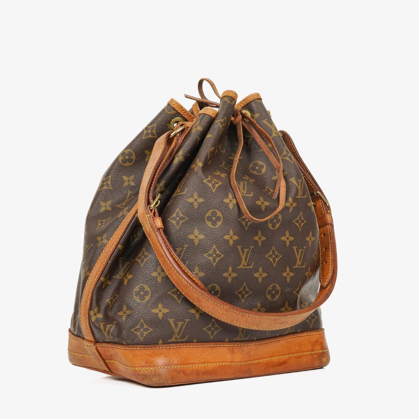 Louis Vuitton Noe Grande GM Monogram Canvas Shoulder Bag