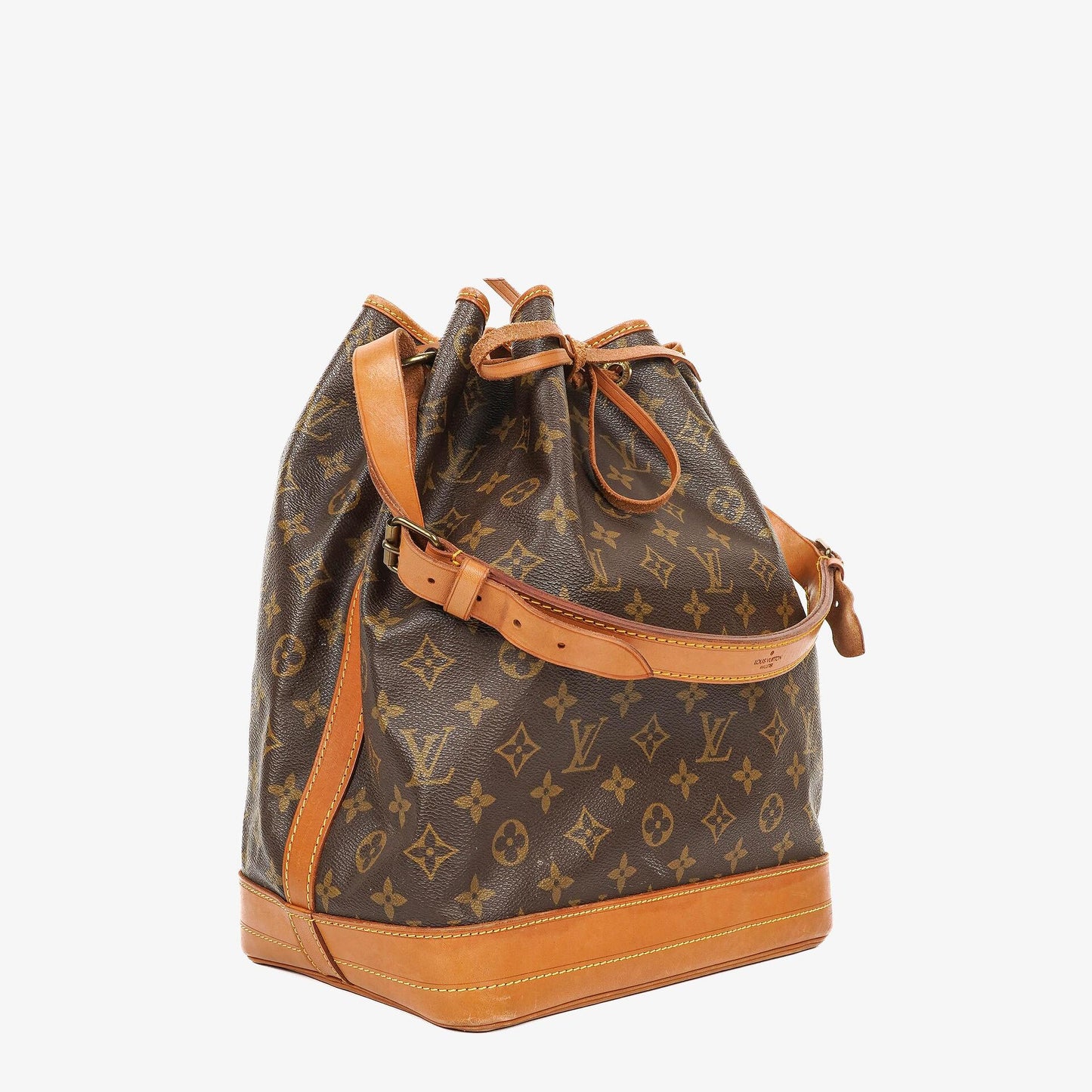 Louis Vuitton Noe Grande GM Monogram Canvas Shoulder Bag