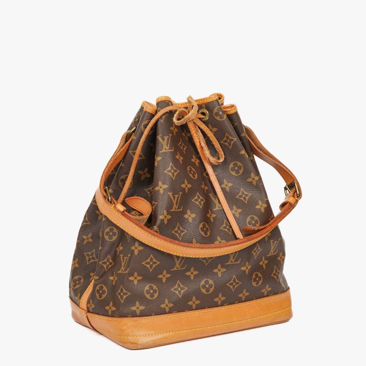 Louis Vuitton Noe Grande GM Monogram Canvas Shoulder Bag
