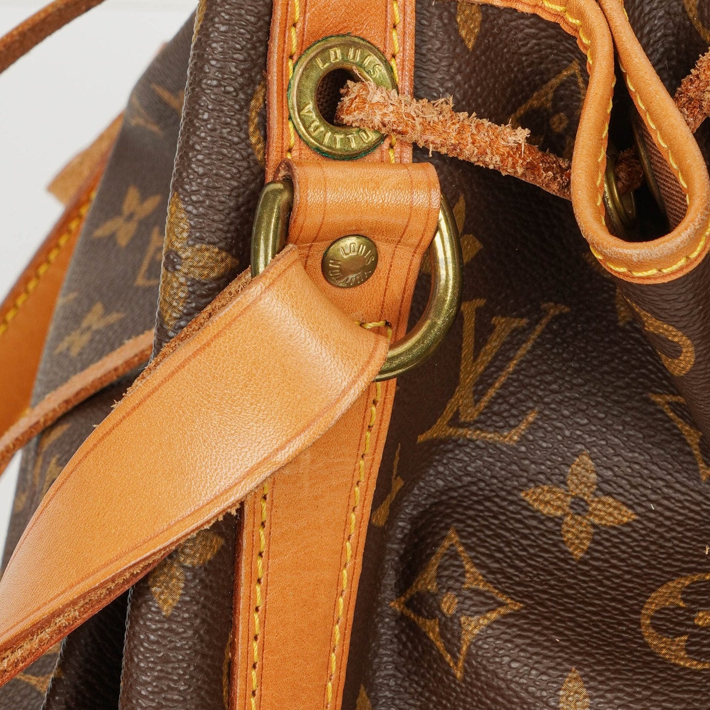 Louis Vuitton Noe Grande GM Monogram Canvas Shoulder Bag