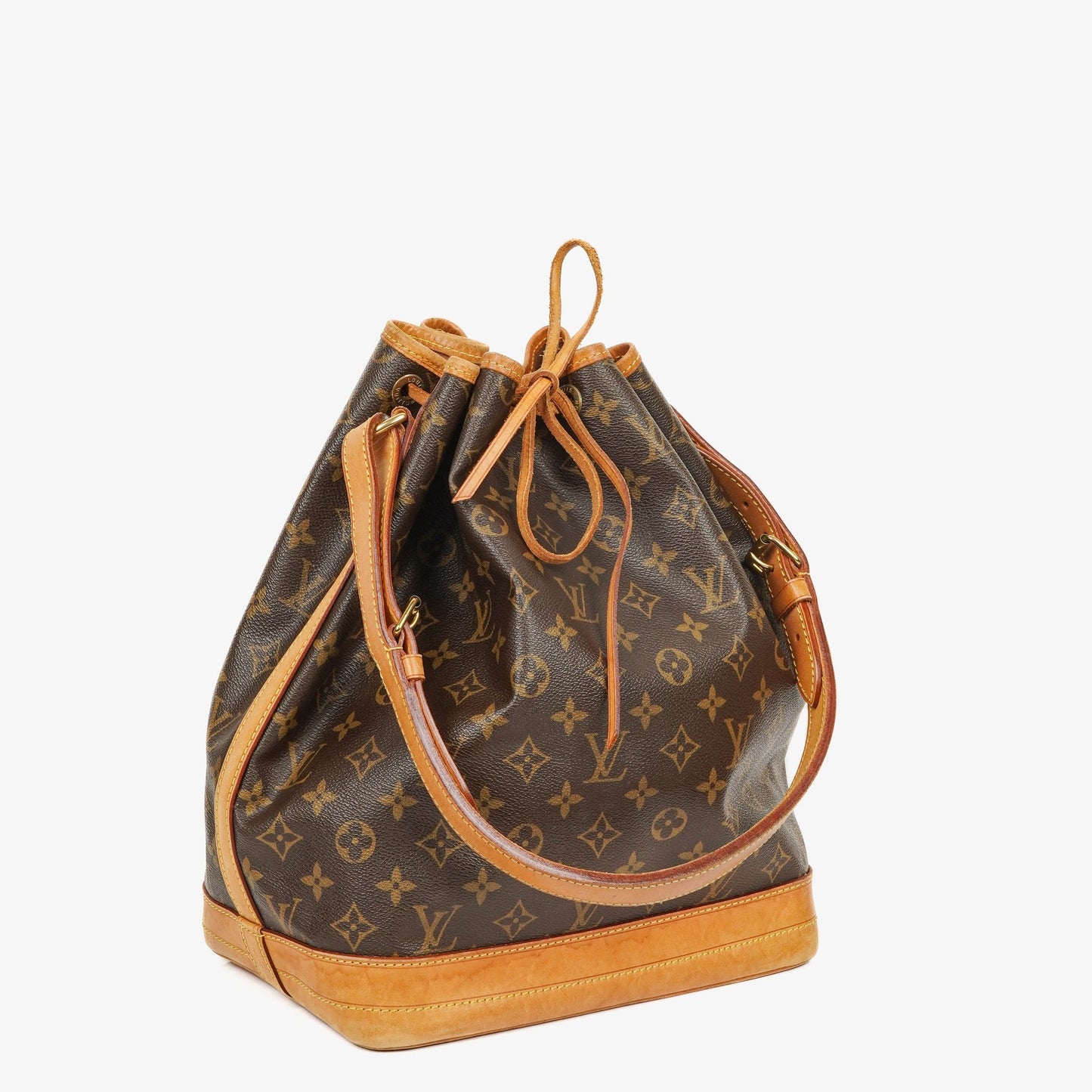 Louis Vuitton Noe Grande GM Monogram Canvas Shoulder Bag