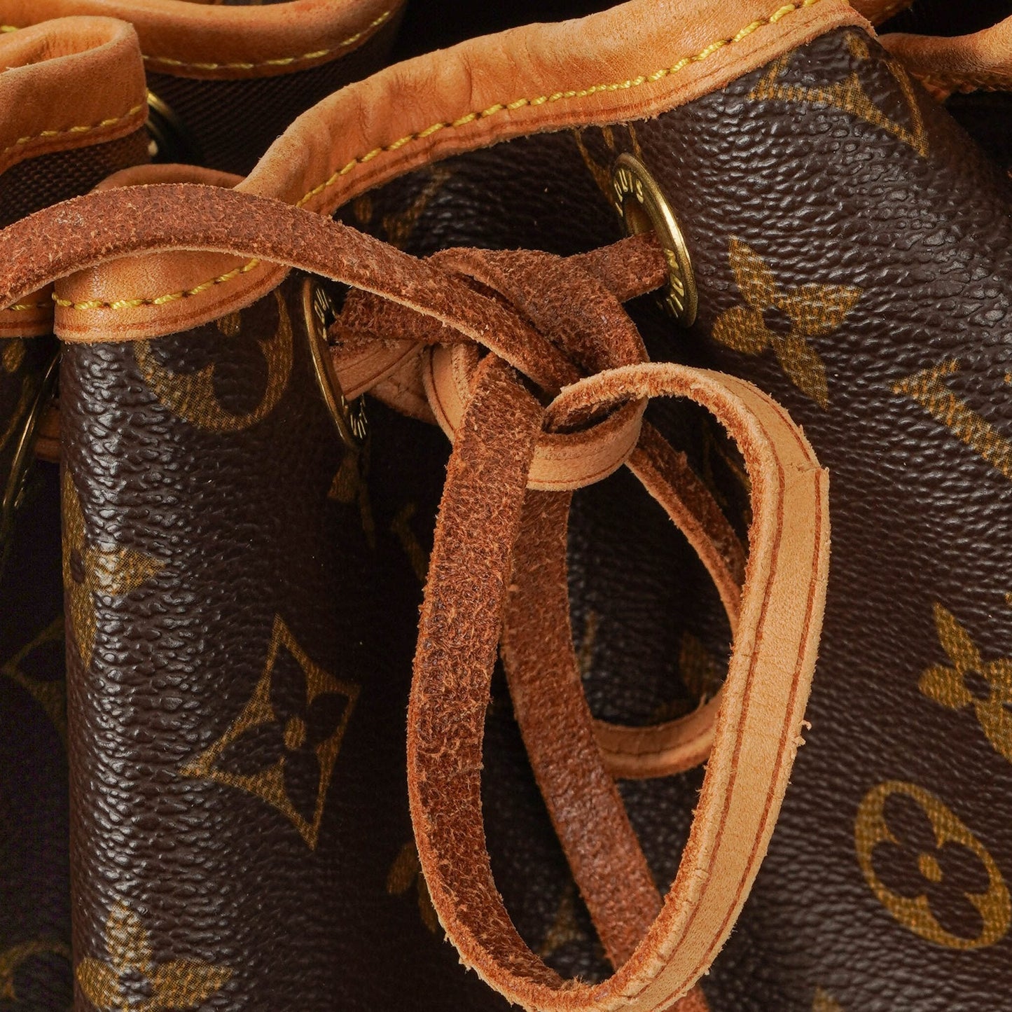 Louis Vuitton Noe Grande GM Monogram Canvas Shoulder Bag