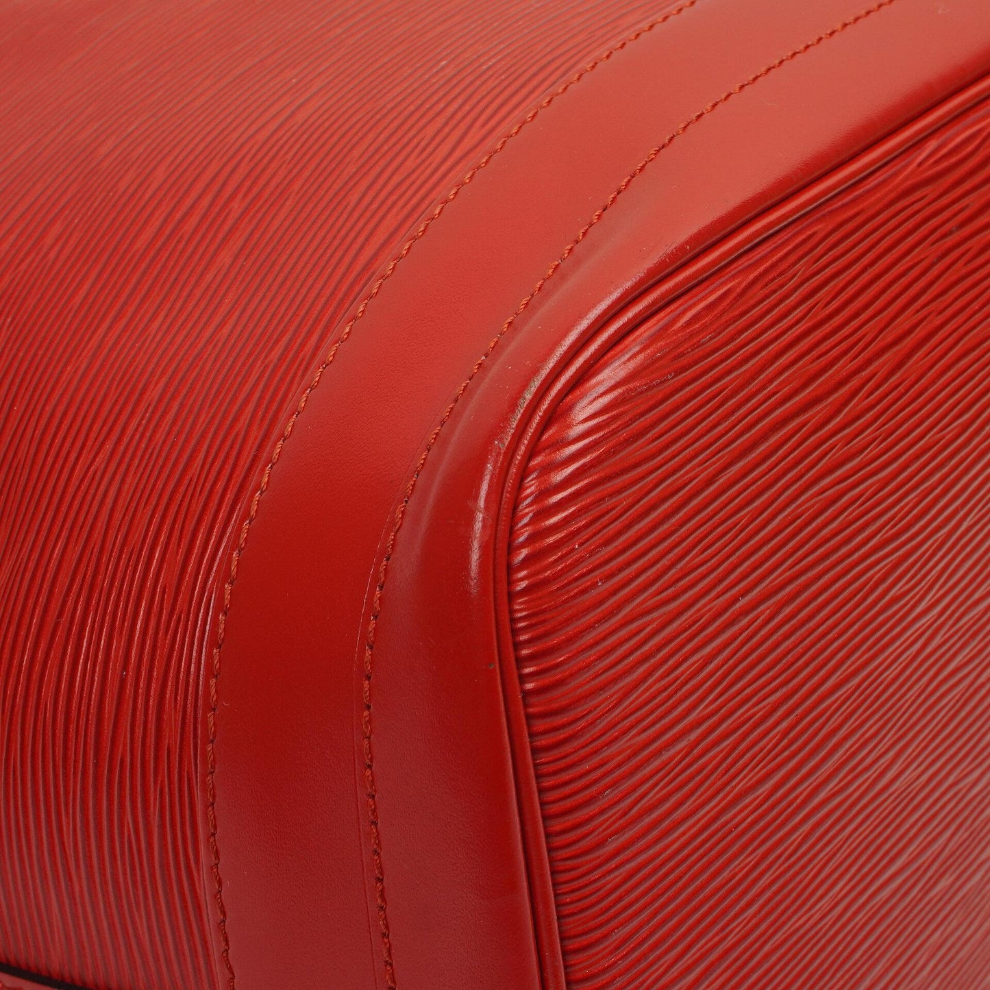 Louis Vuitton Noe Grande GM Red EPI Leather Shoulder Bag