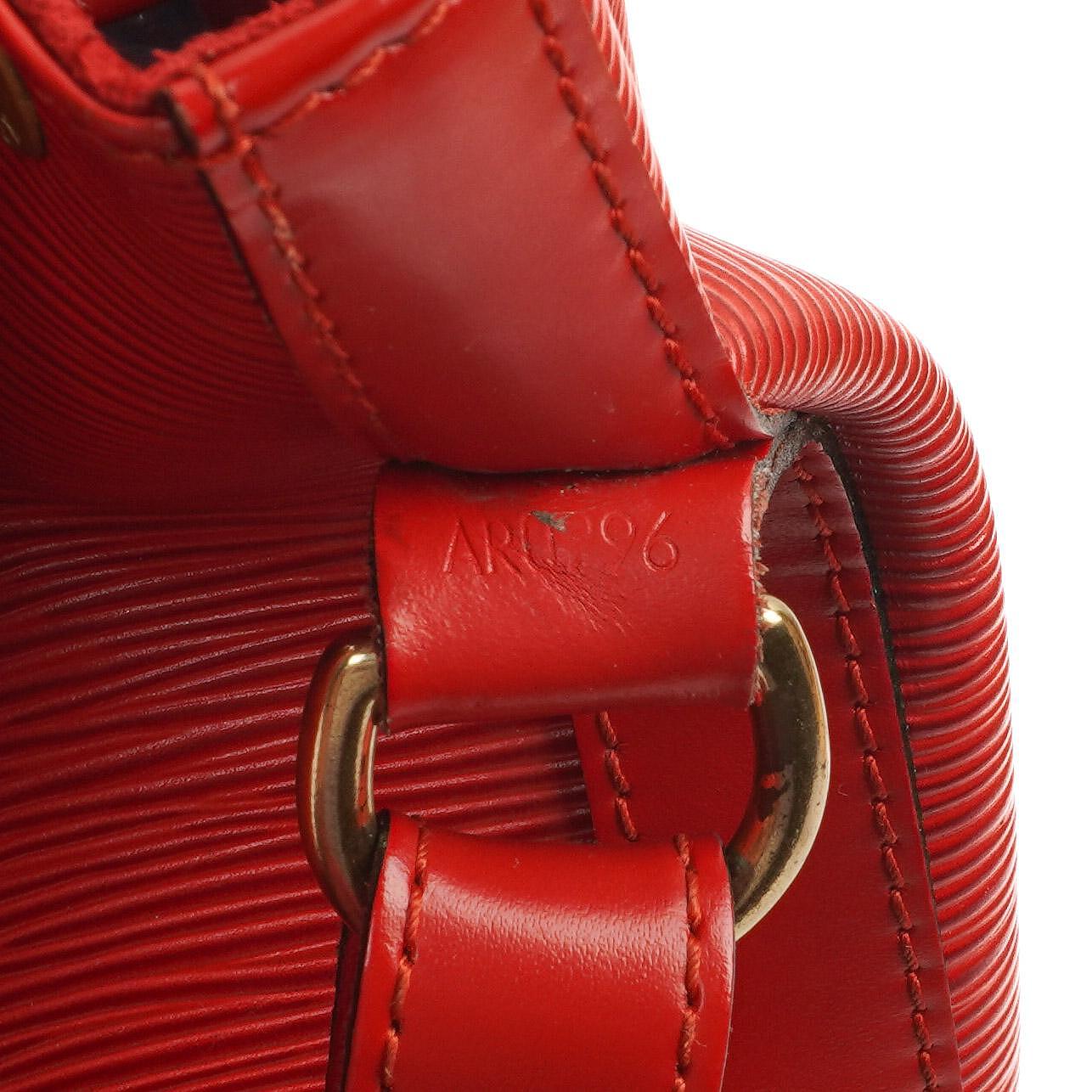 Louis Vuitton Noe Grande GM Red EPI Leather Shoulder Bag