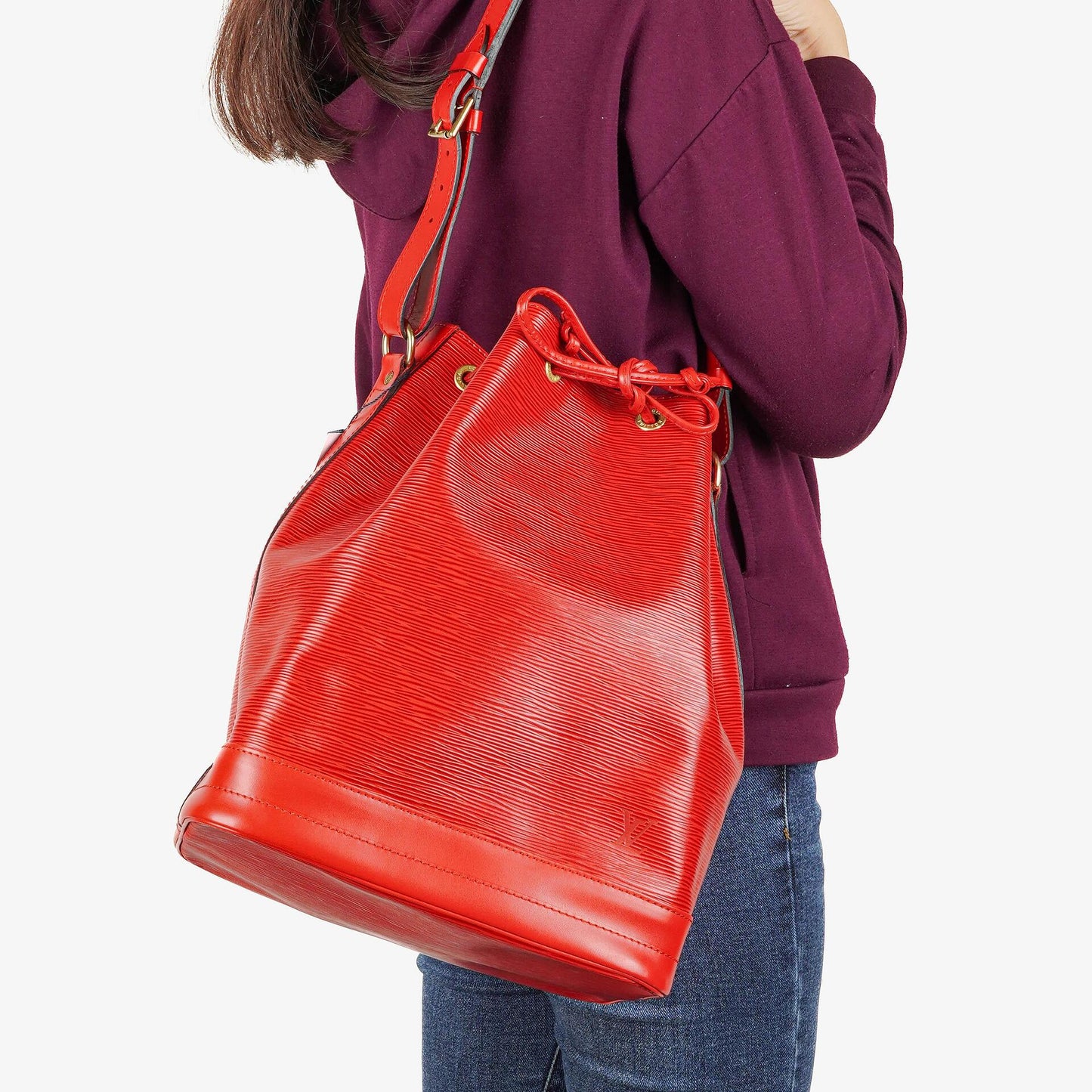 Louis Vuitton Noe Grande GM Red EPI Leather Shoulder Bag
