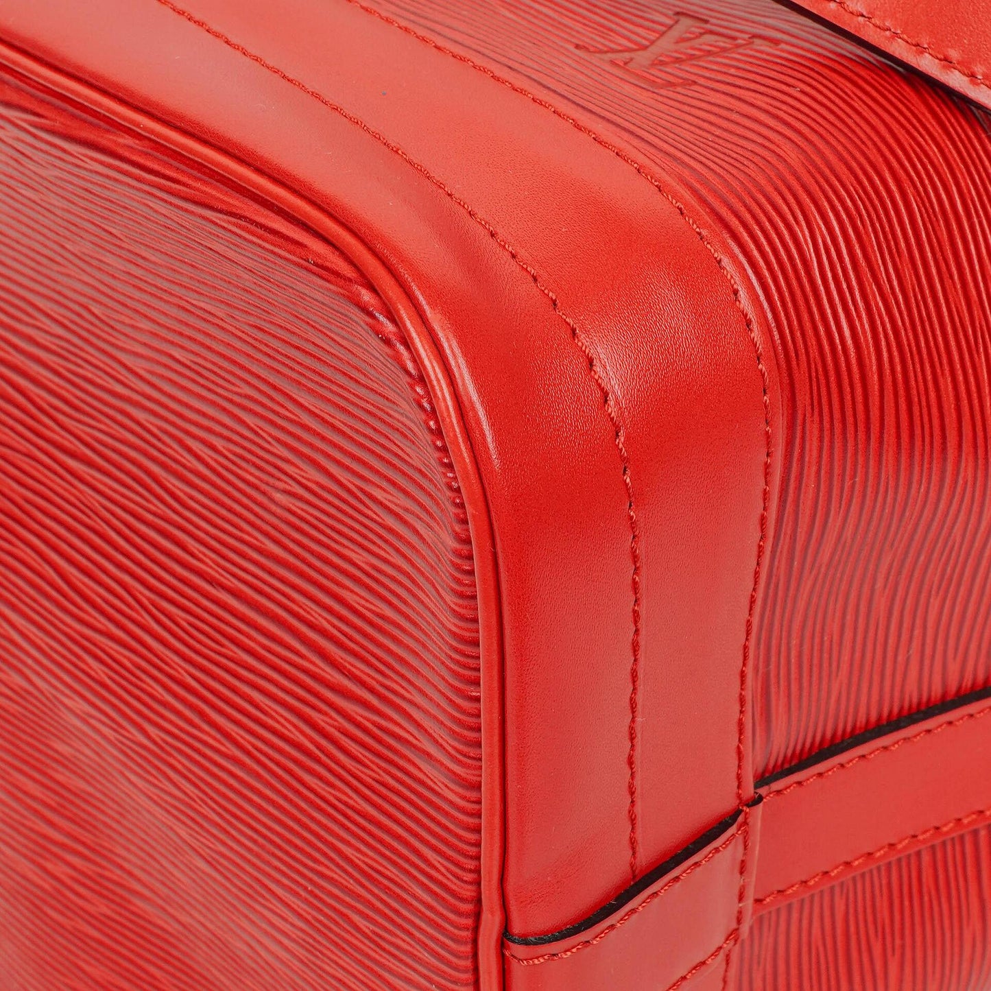 Louis Vuitton Noe Grande GM Red EPI Leather Shoulder Bag