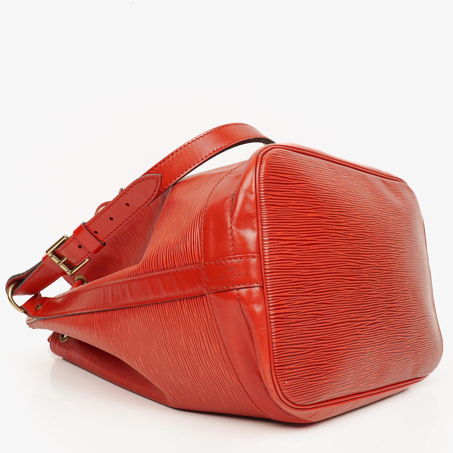Louis Vuitton Noe Grande GM Red Epi Leather Shoulder Bag