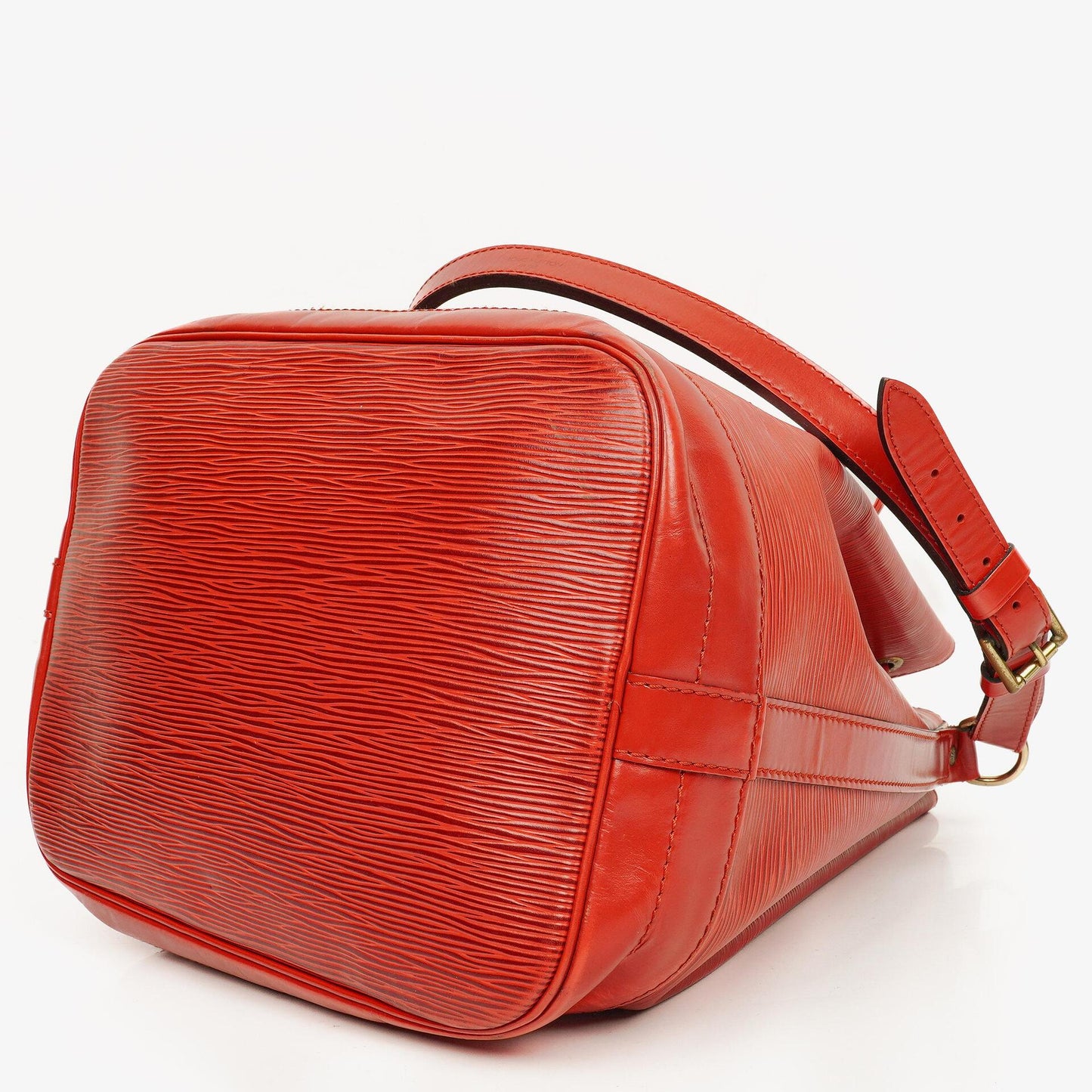 Louis Vuitton Noe Grande GM Red Epi Leather Shoulder Bag