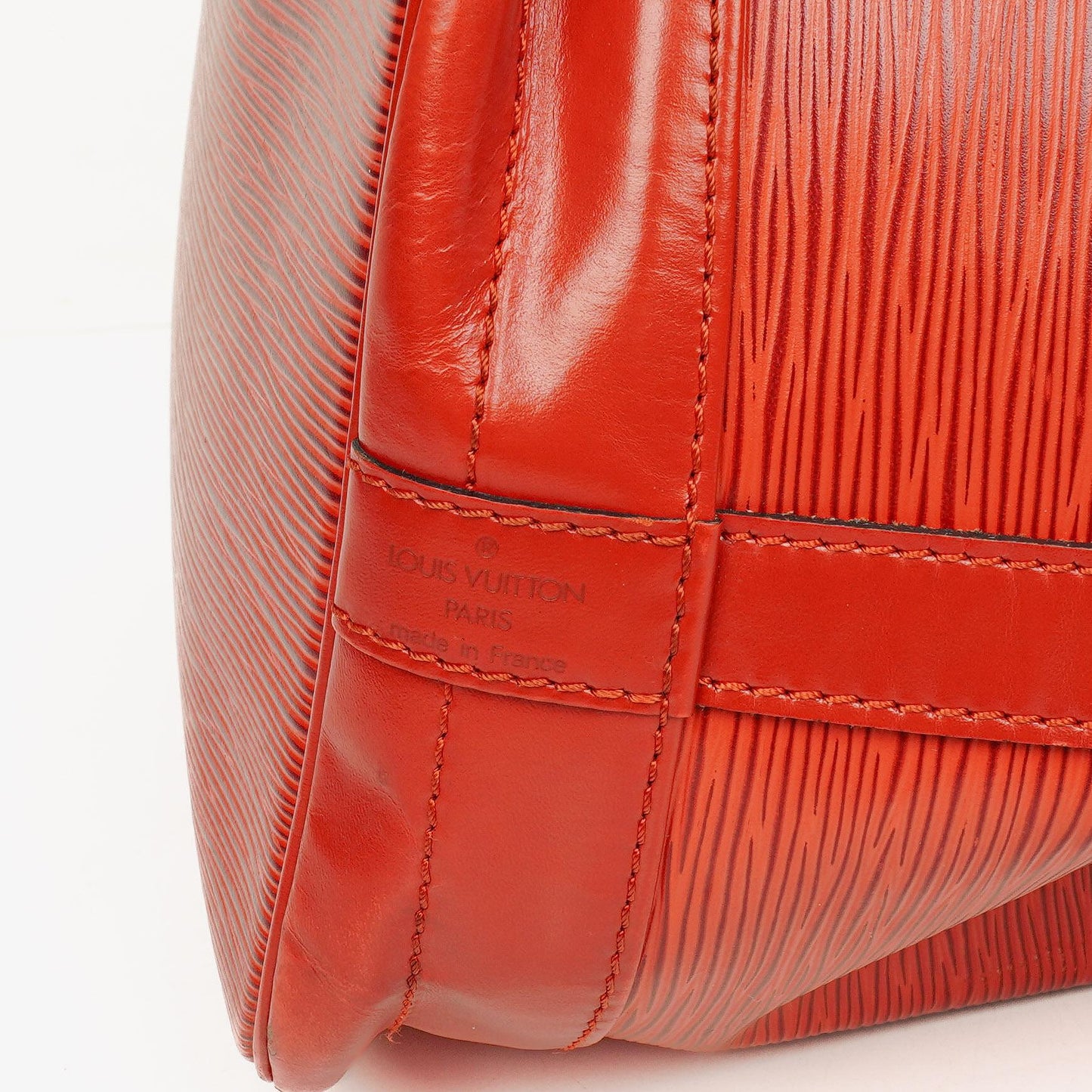 Louis Vuitton Noe Grande GM Red Epi Leather Shoulder Bag