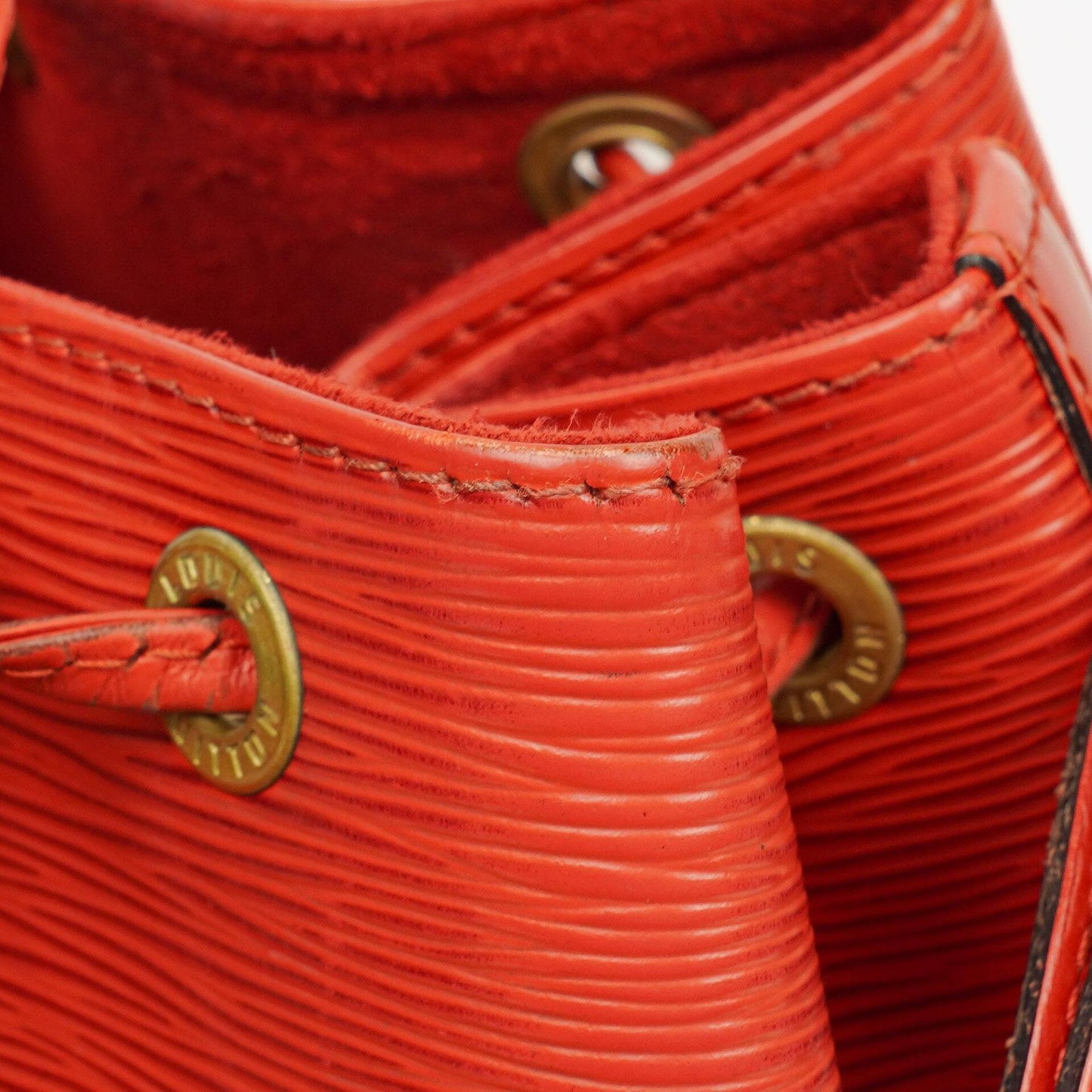 Louis Vuitton Noe Grande GM Red Epi Leather Shoulder Bag