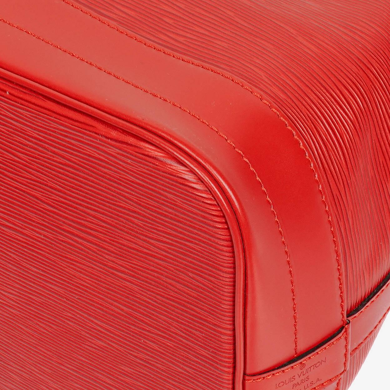 Louis Vuitton Noe Grande GM Red Epi Leather Shoulder Bag