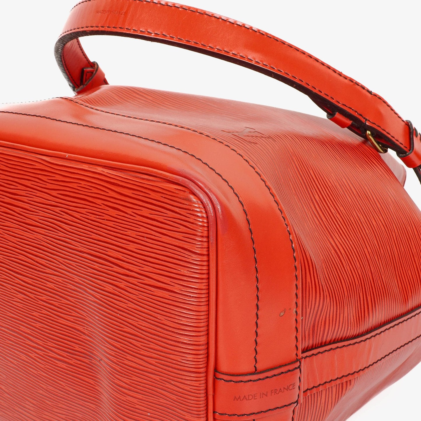 Louis Vuitton Noe Grande GM Red EPI Leather Shoulder Bag