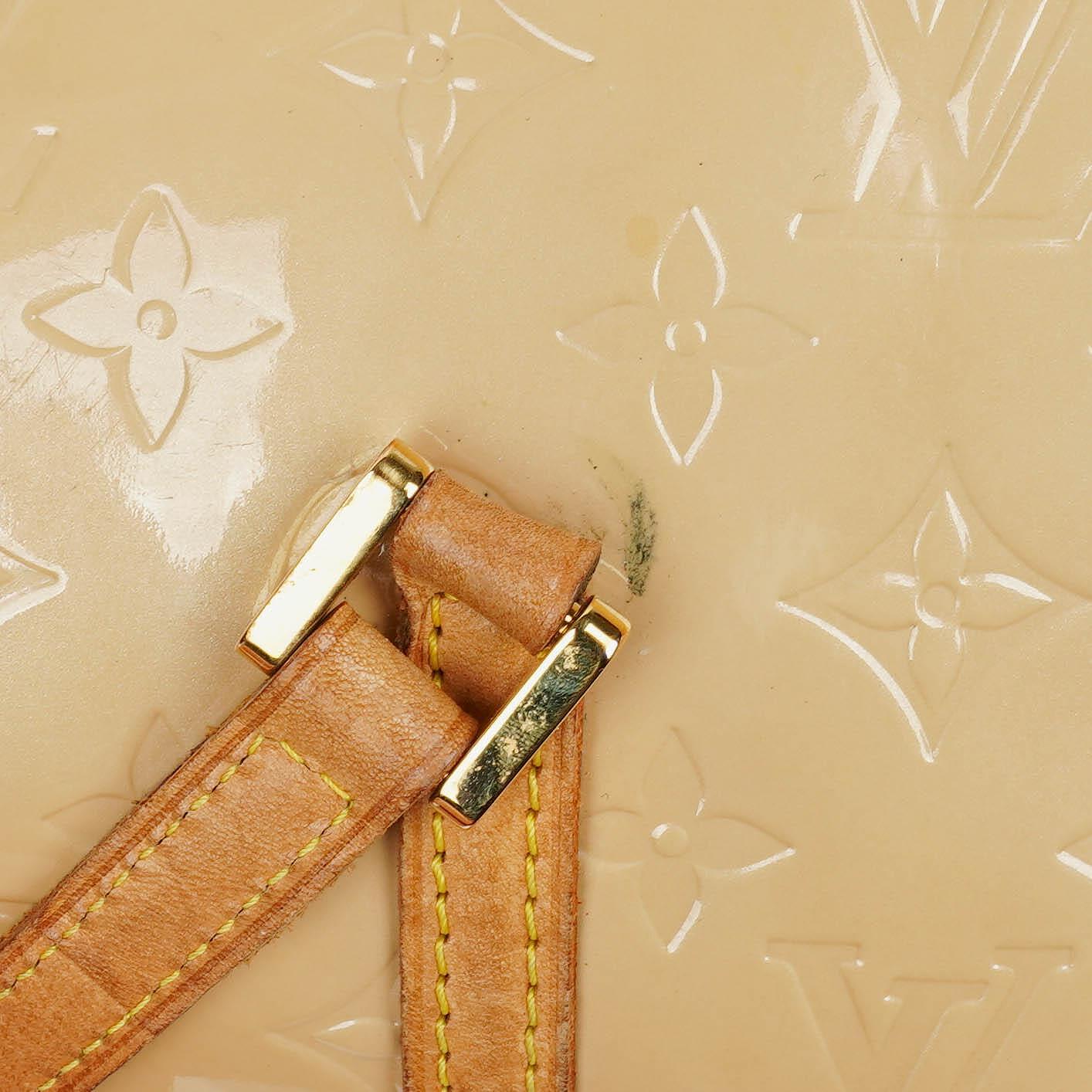 Louis Vuitton Papillon 30 Bedford Cream Beige Monogram Vernis Leather Bag