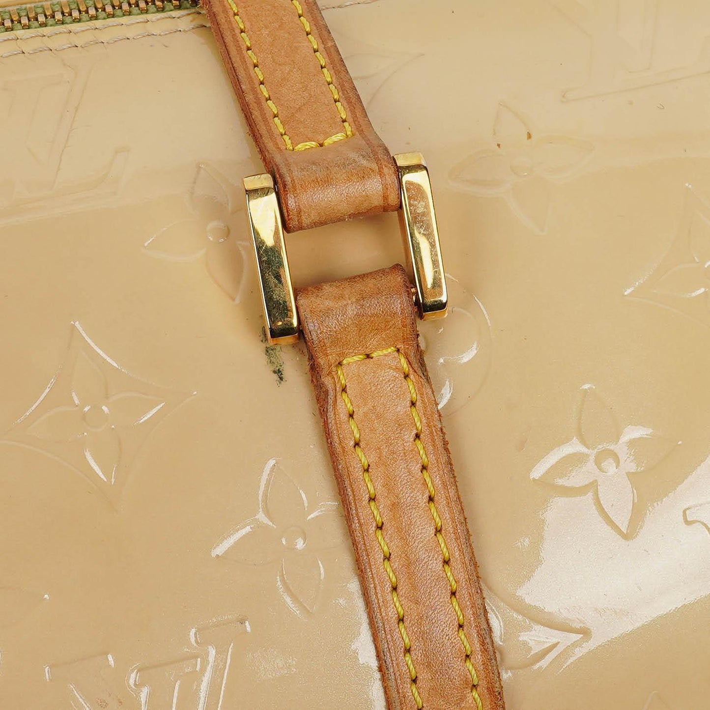 Louis Vuitton Papillon 30 Bedford Cream Beige Monogram Vernis Leather Bag