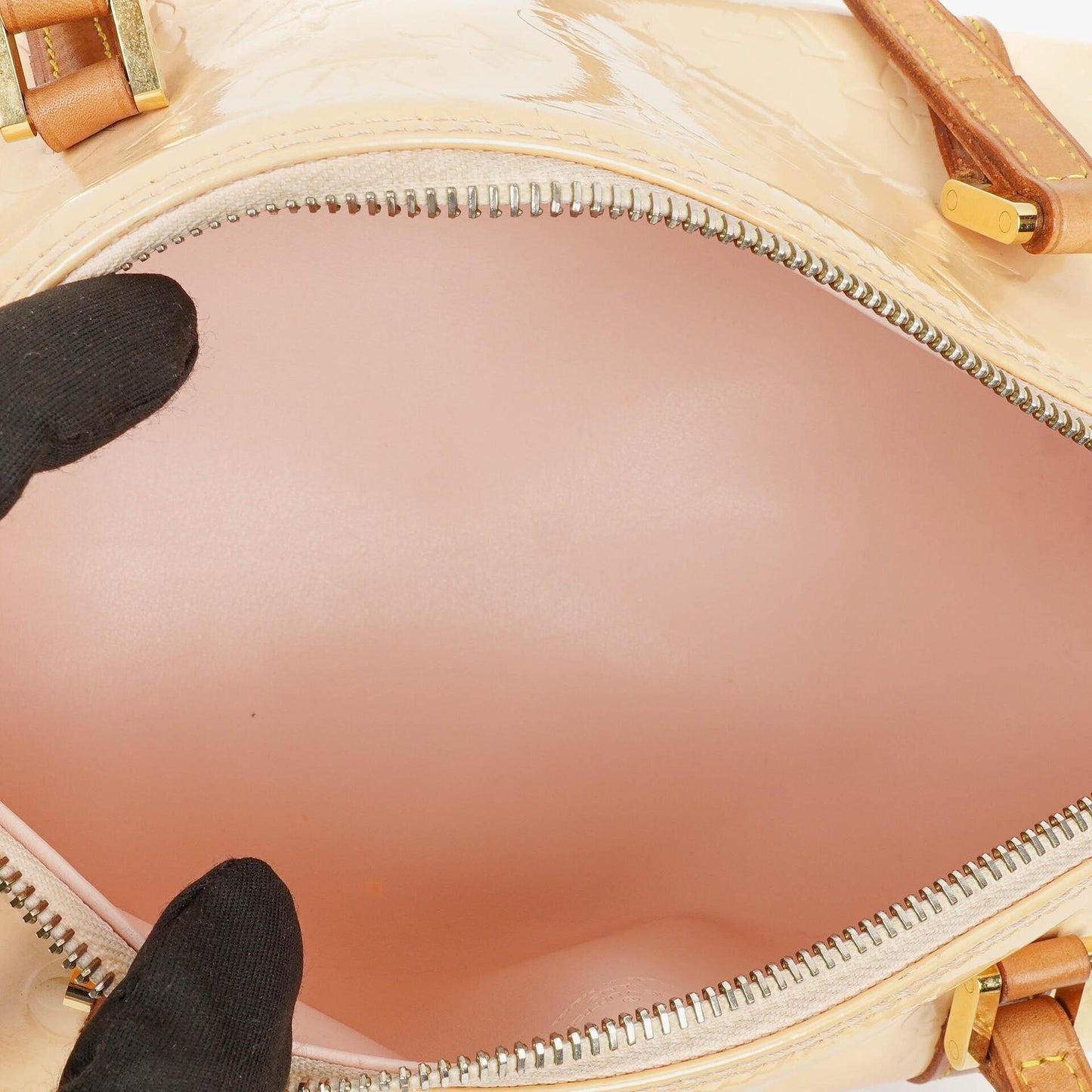 Louis Vuitton Papillon 30 Bedford Creamy Beige Monogram Vernis Leather Bag
