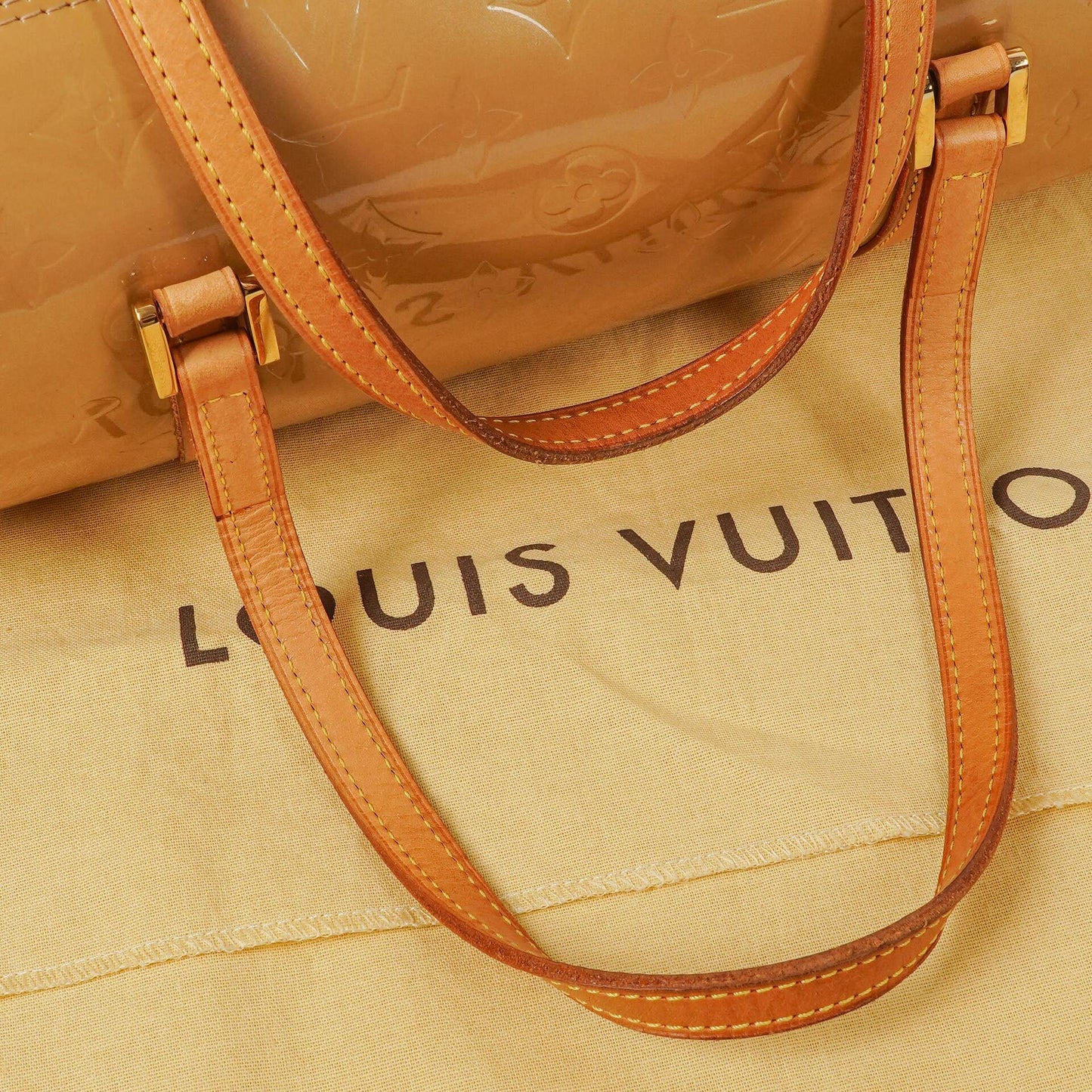 Louis Vuitton Papillon 30 Bedford Monogram Vernis Leather Bag