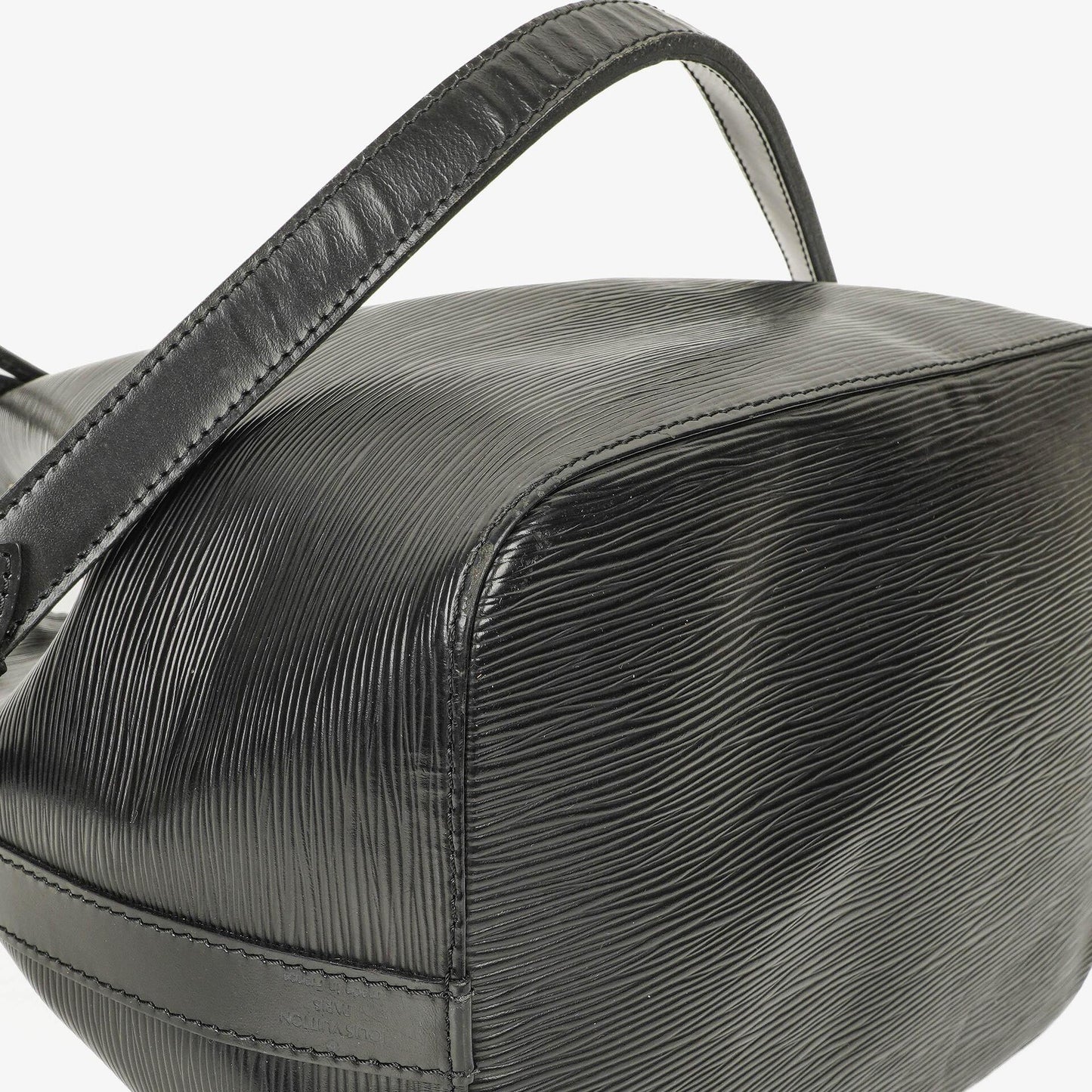 Louis Vuitton Petit Noe Black EPI Leather Shoulder Bag