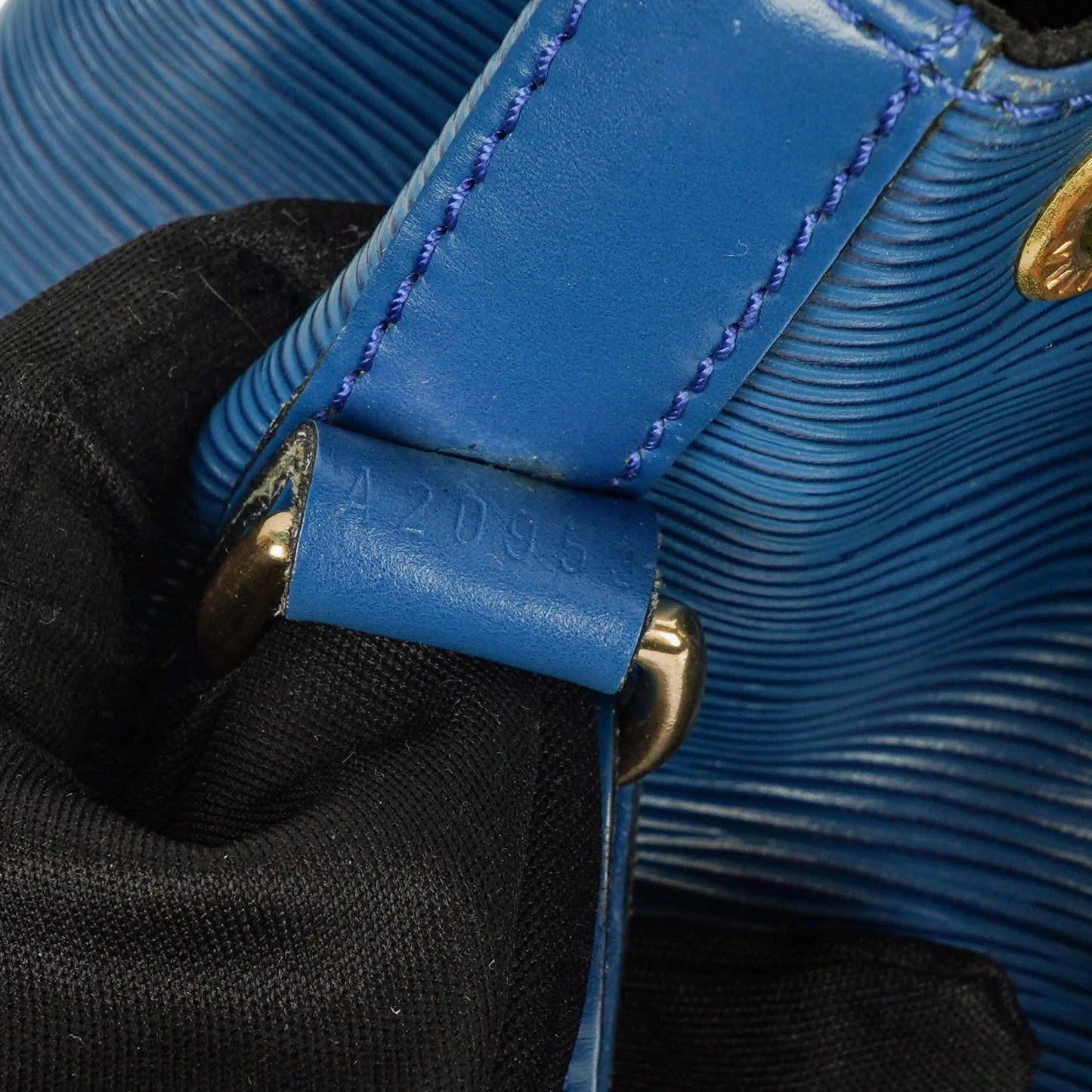 Louis Vuitton Petit Noe Blue EPI Leather Shoulder Bag
