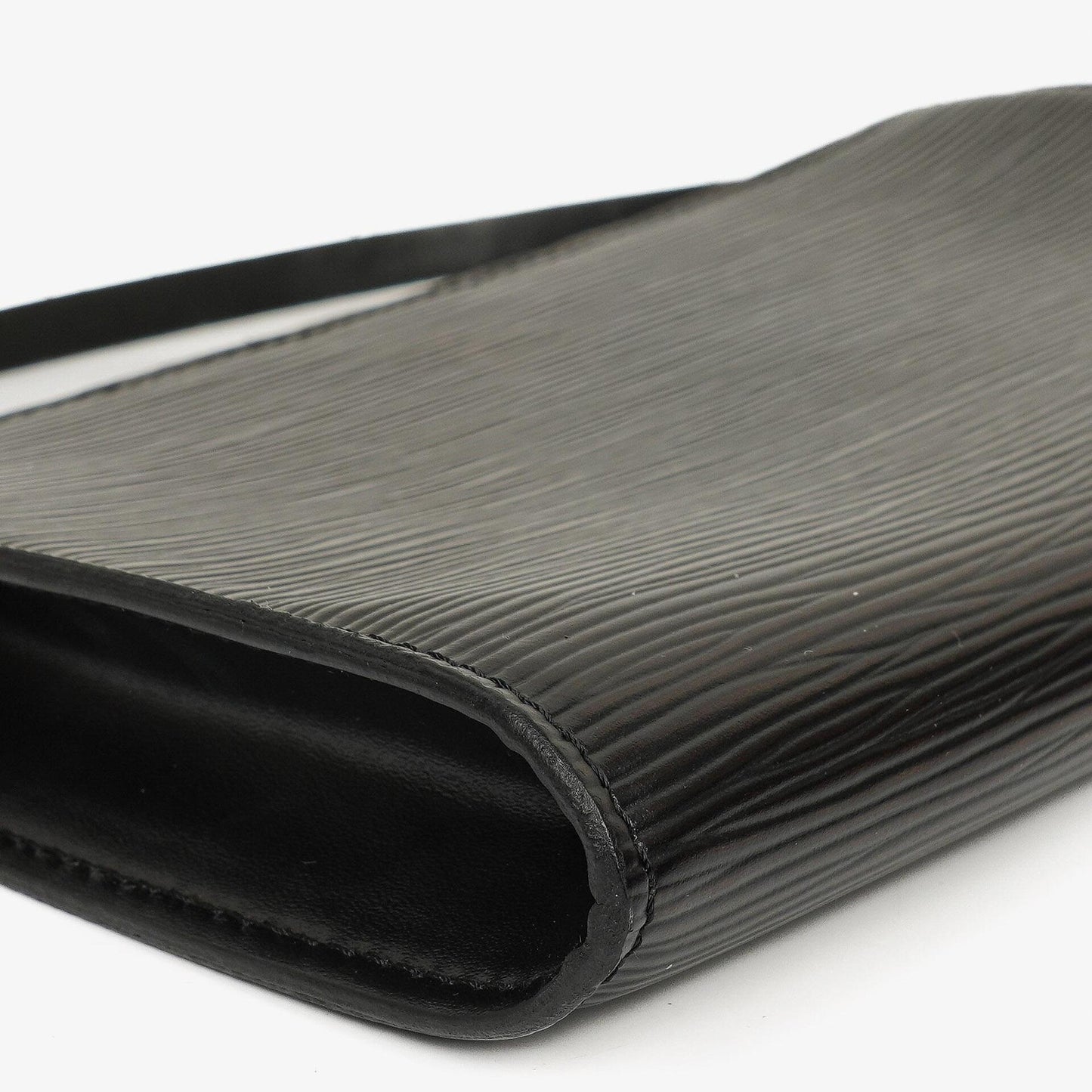 Louis Vuitton Pochette Accessoires Black EPI Leather Clutch Bag