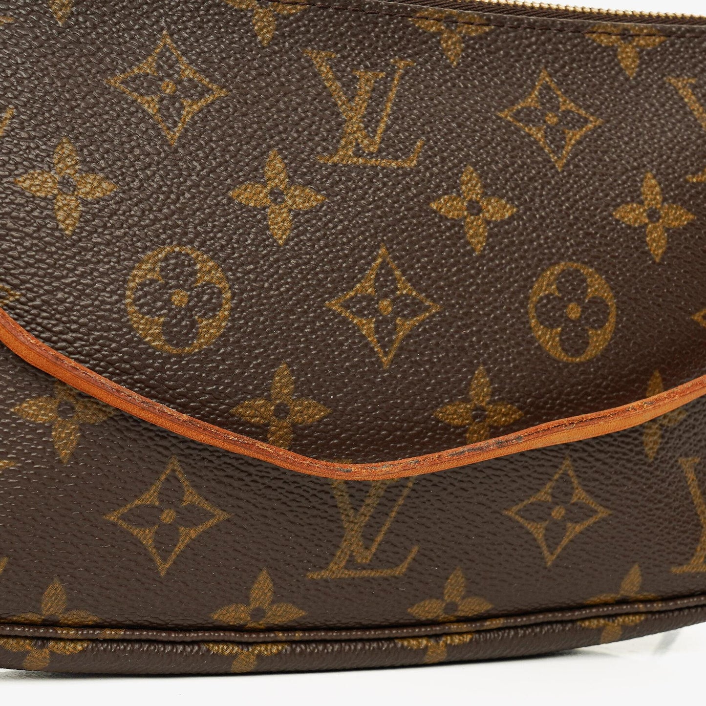 Louis Vuitton Pochette Accessoires Monogram Canvas Clutch Bag