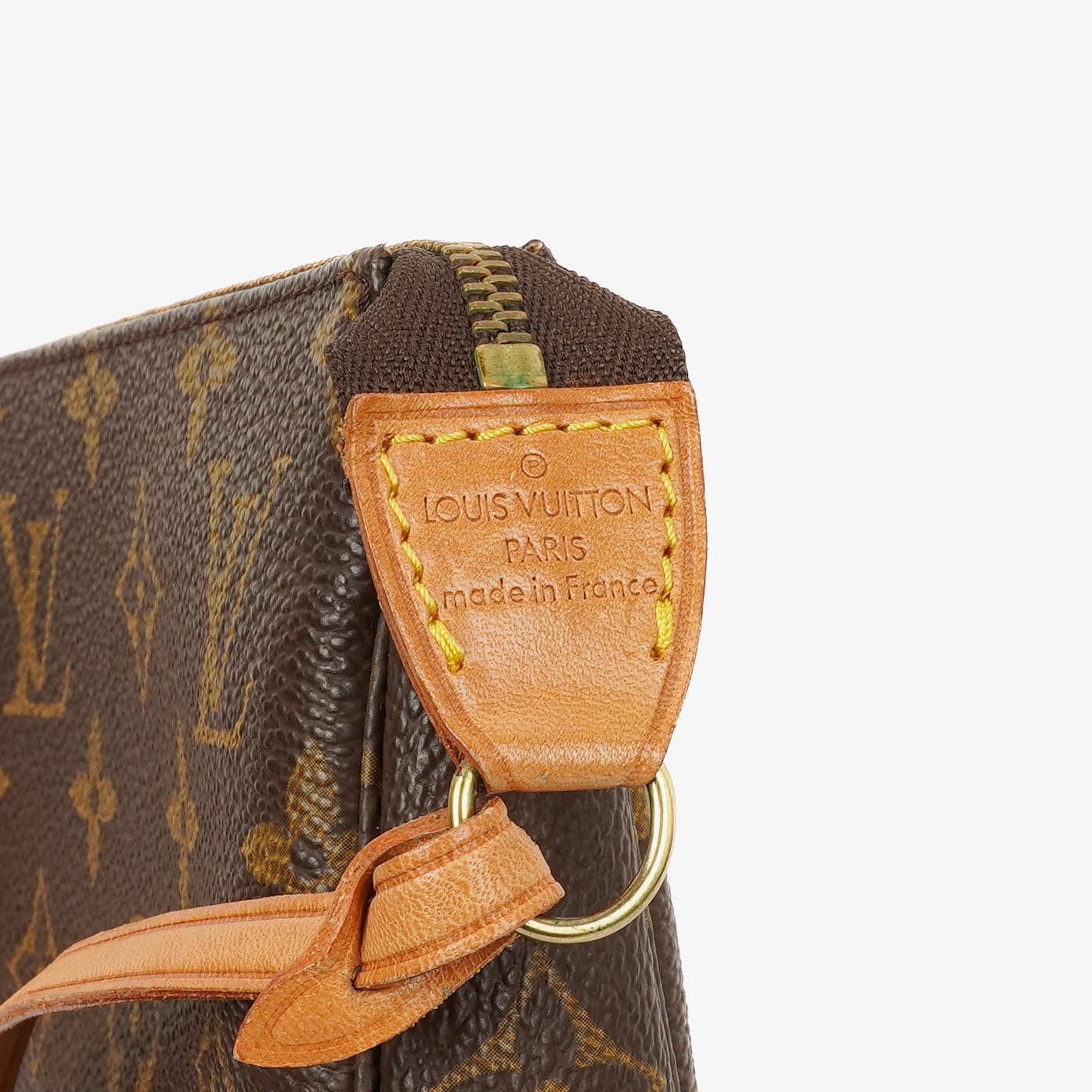Louis Vuitton Pochette Accessoires Monogram Canvas Clutch Bag