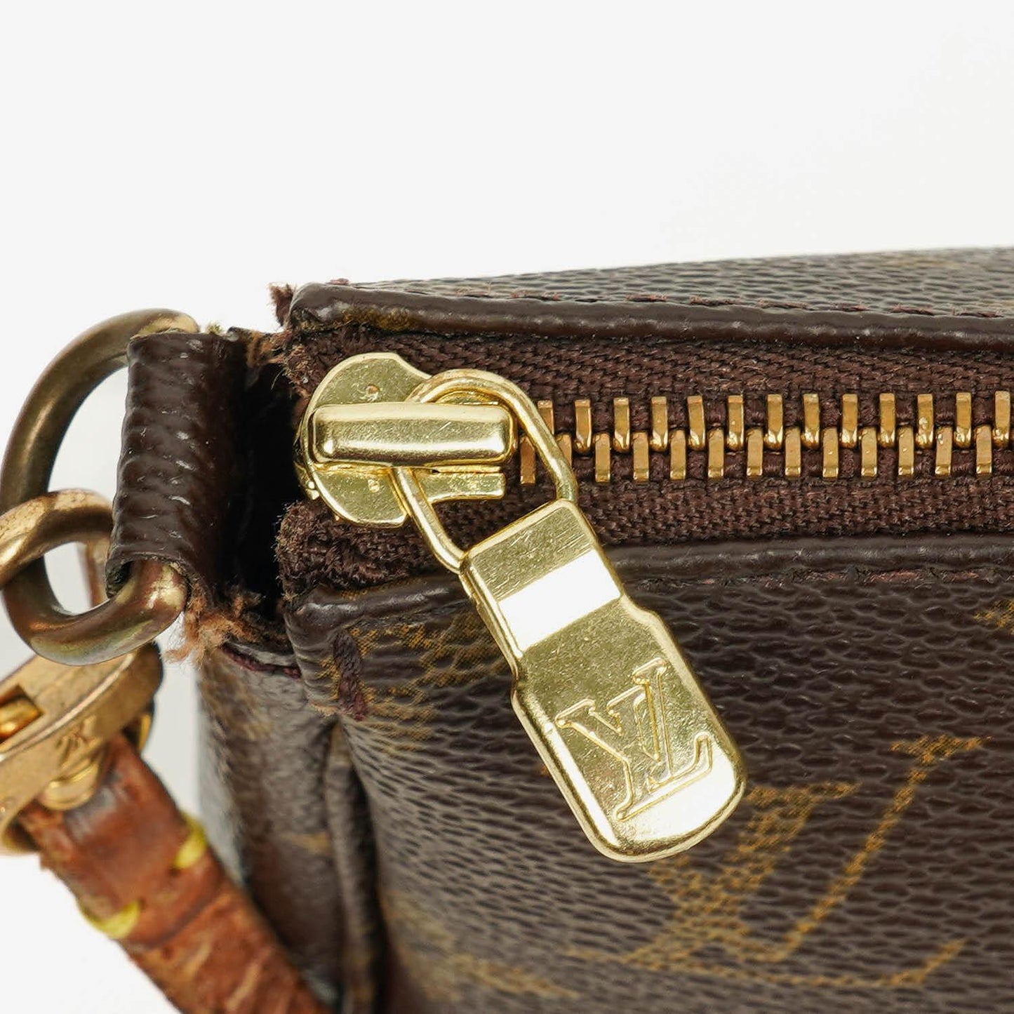 Louis Vuitton Pochette Accessoires Monogram Canvas Clutch Handbag
