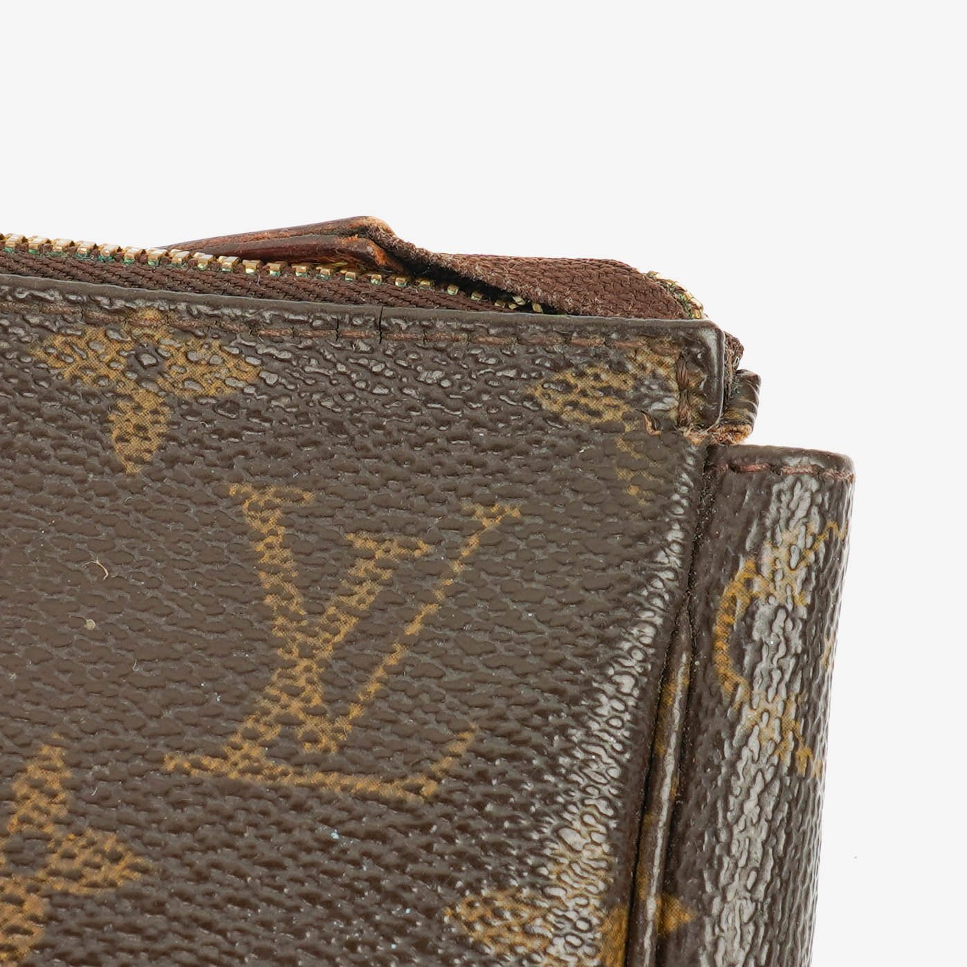 Louis Vuitton Pochette Accessoires Monogram Canvas Clutch Handbag