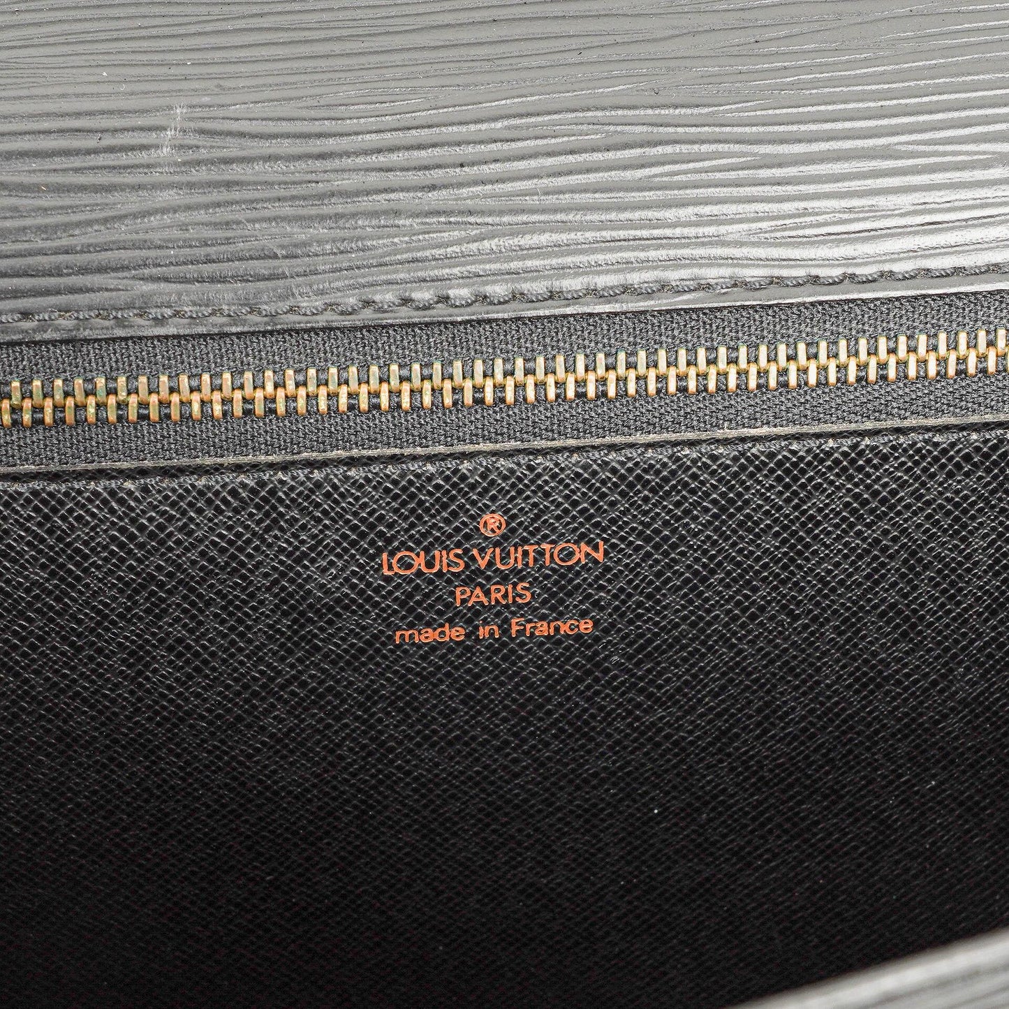 Louis Vuitton Pochette Sellier Dragonne Black Epi Clutch