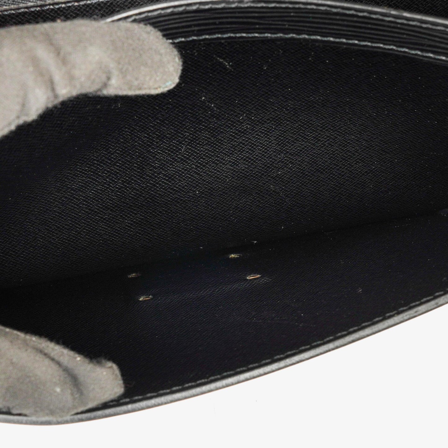 Louis Vuitton Pochette Sellier Dragonne Black Epi Clutch