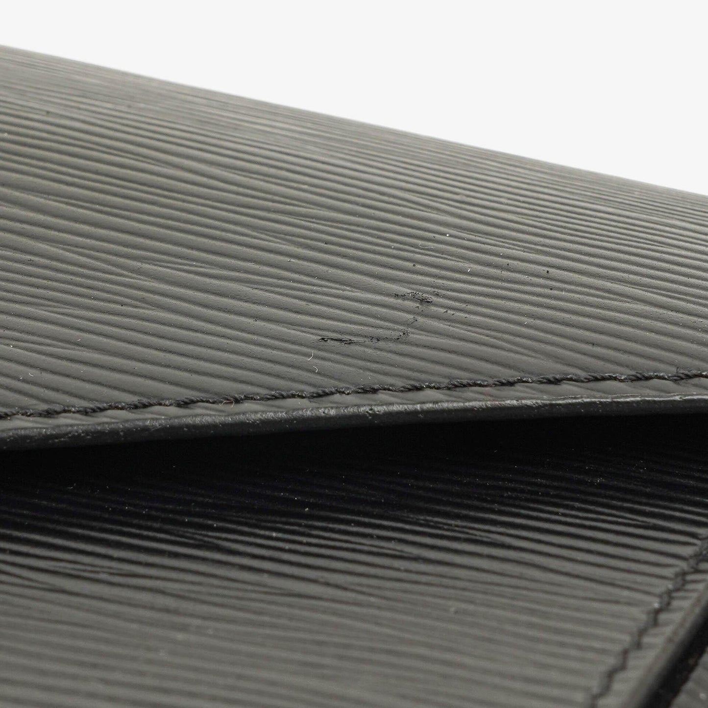 Louis Vuitton Pochette Sellier Dragonne Black Epi Clutch