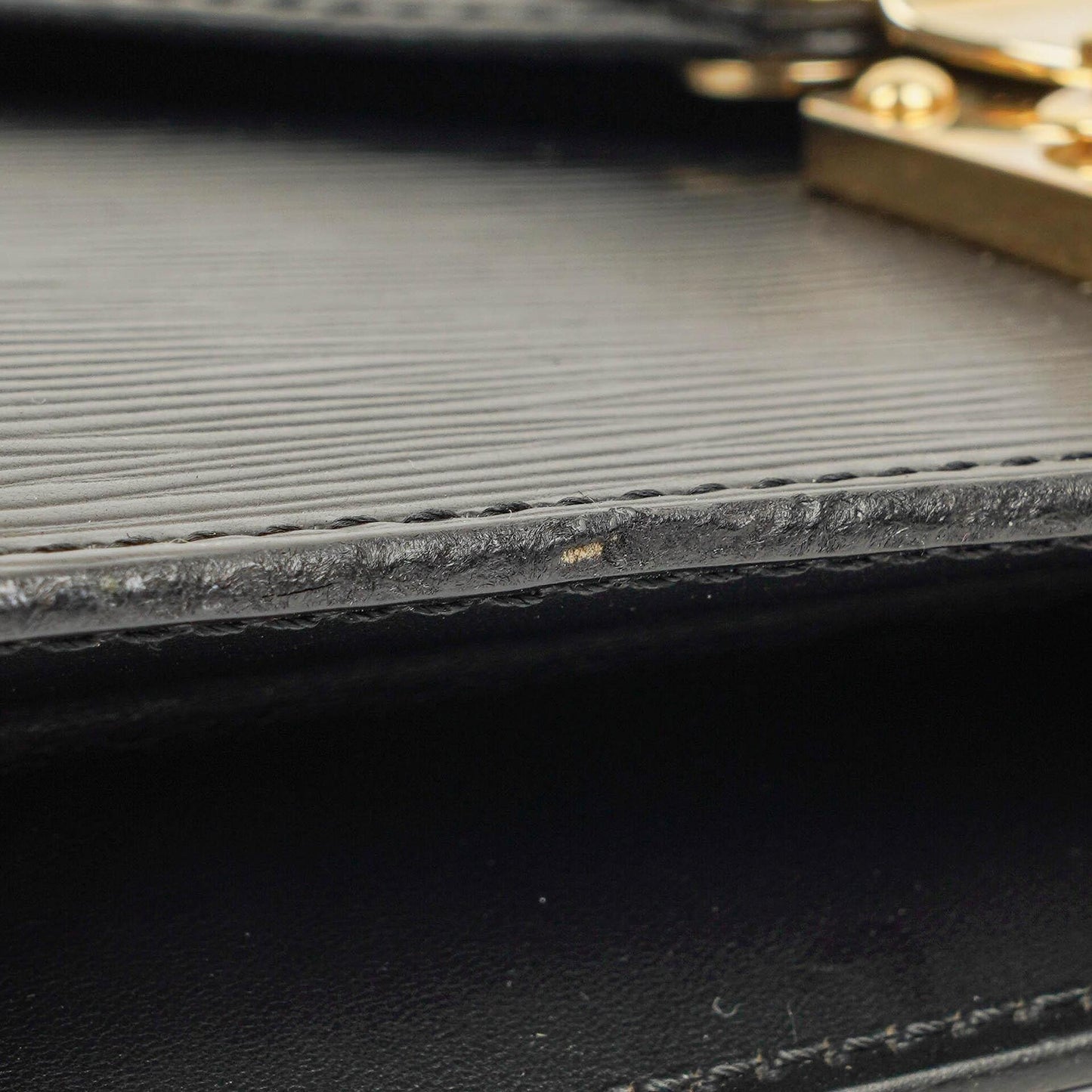 Louis Vuitton Pochette Sellier Dragonne Black Epi Clutch