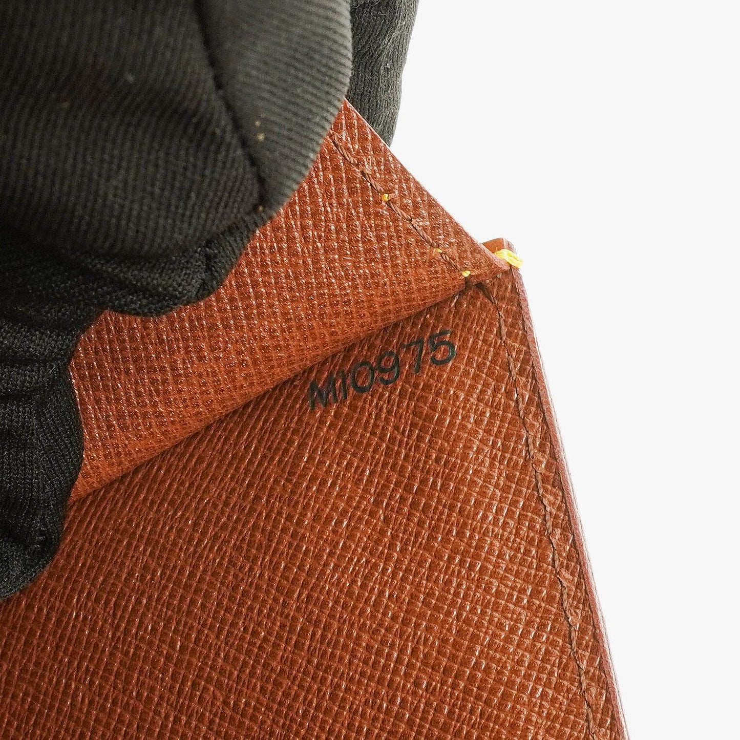 Louis Vuitton Pochette Sellier Dragonne Cognac Epi Clutch