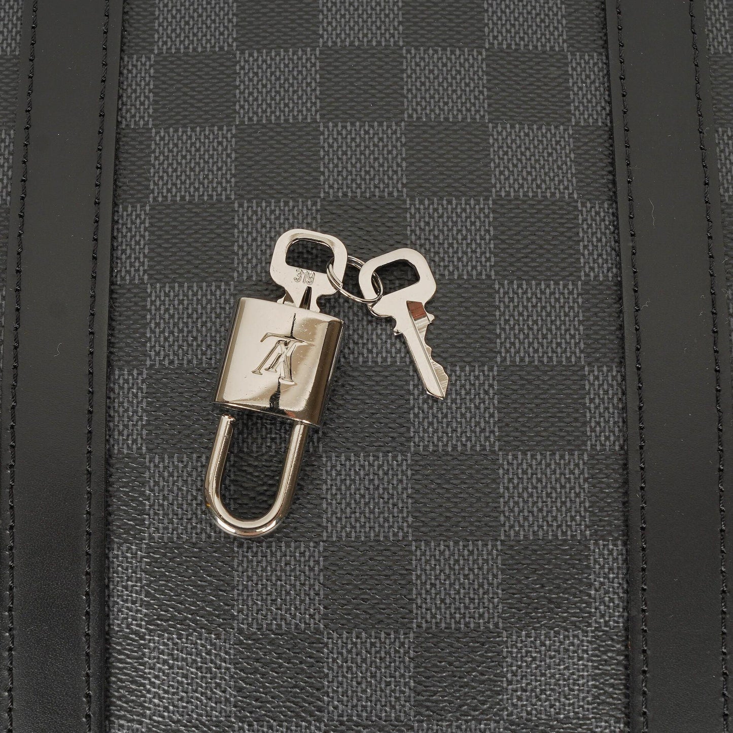 Louis Vuitton Porte-Documents Voyage Damier Graphite Canvas Bag