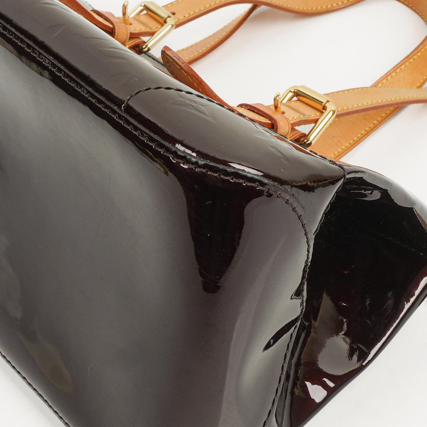 Louis Vuitton Rosewood Avenue Amarante Monogram Vernis Shoulder Bag