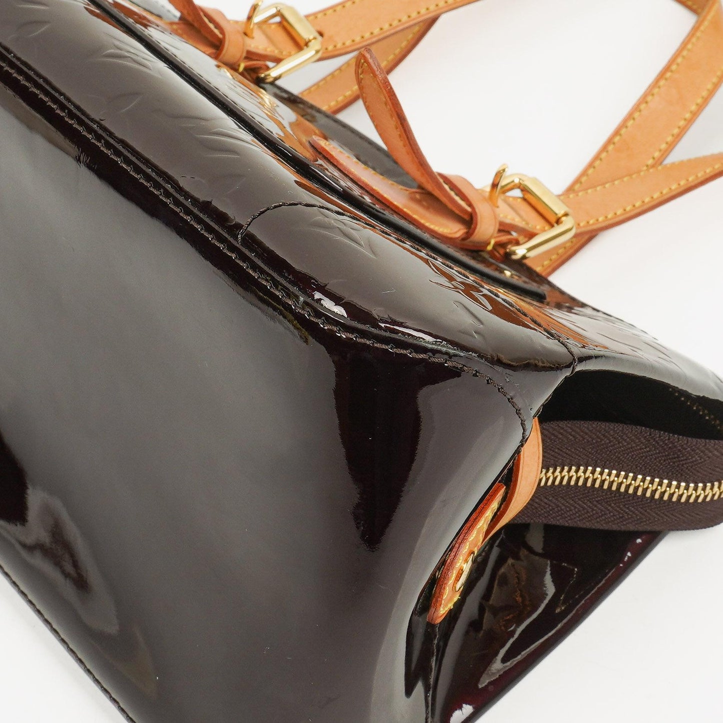 Louis Vuitton Rosewood Avenue Amarante Monogram Vernis Shoulder Bag