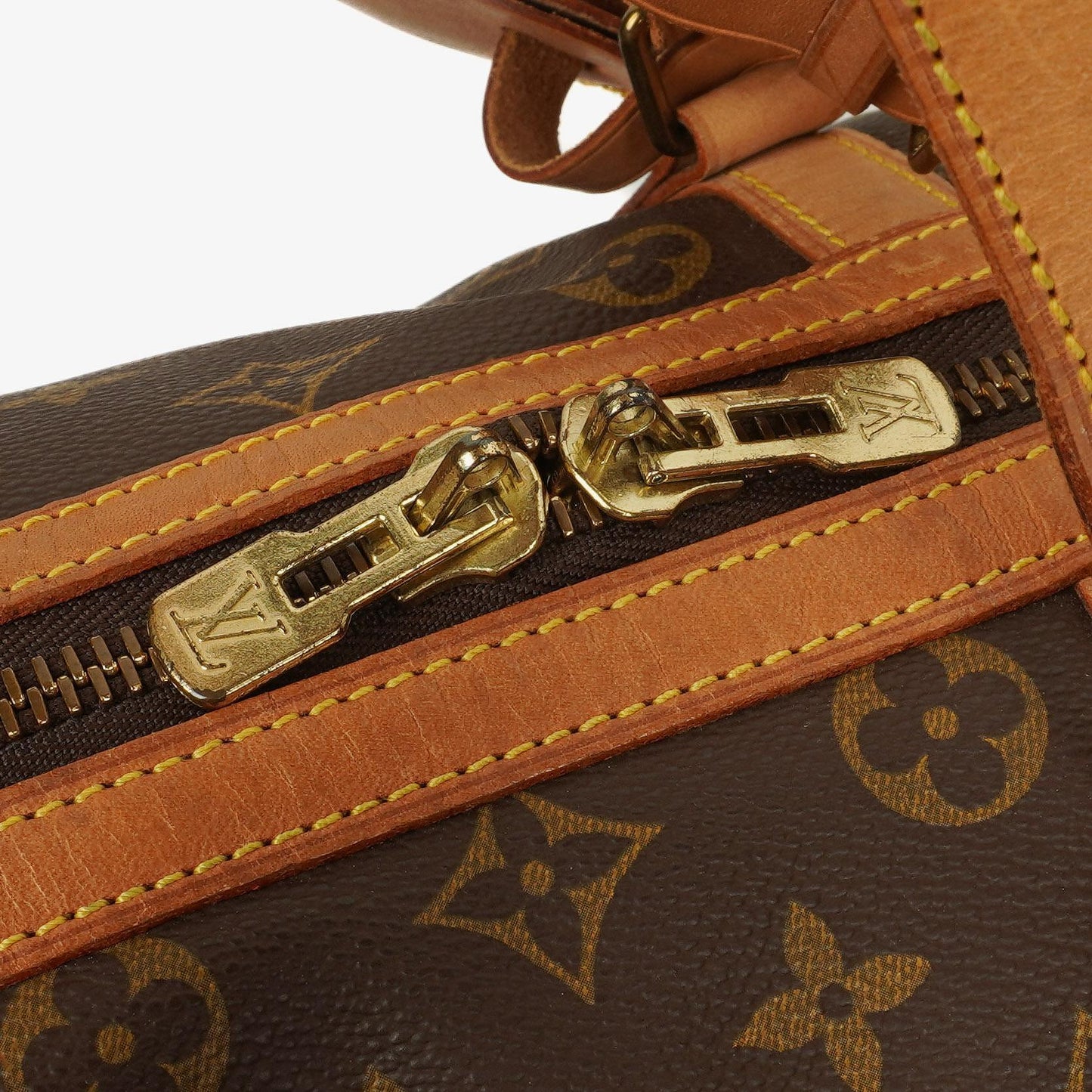 Louis Vuitton Sac Souple 35 Monogram Canvas Travel Bag