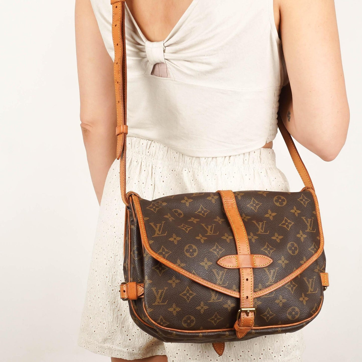 Louis Vuitton Saumur 30 Monogram Canvas