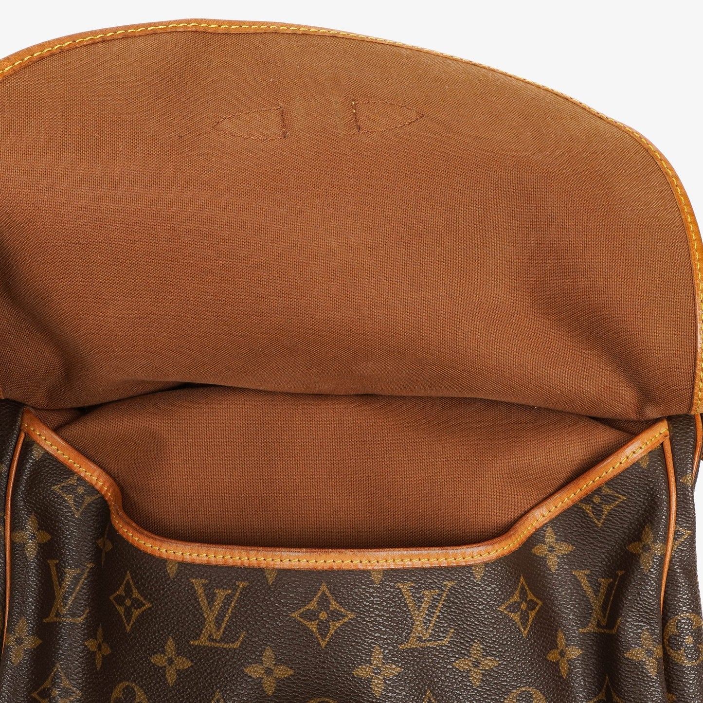 Louis Vuitton Saumur 30 Monogram Canvas Crossbody Bag