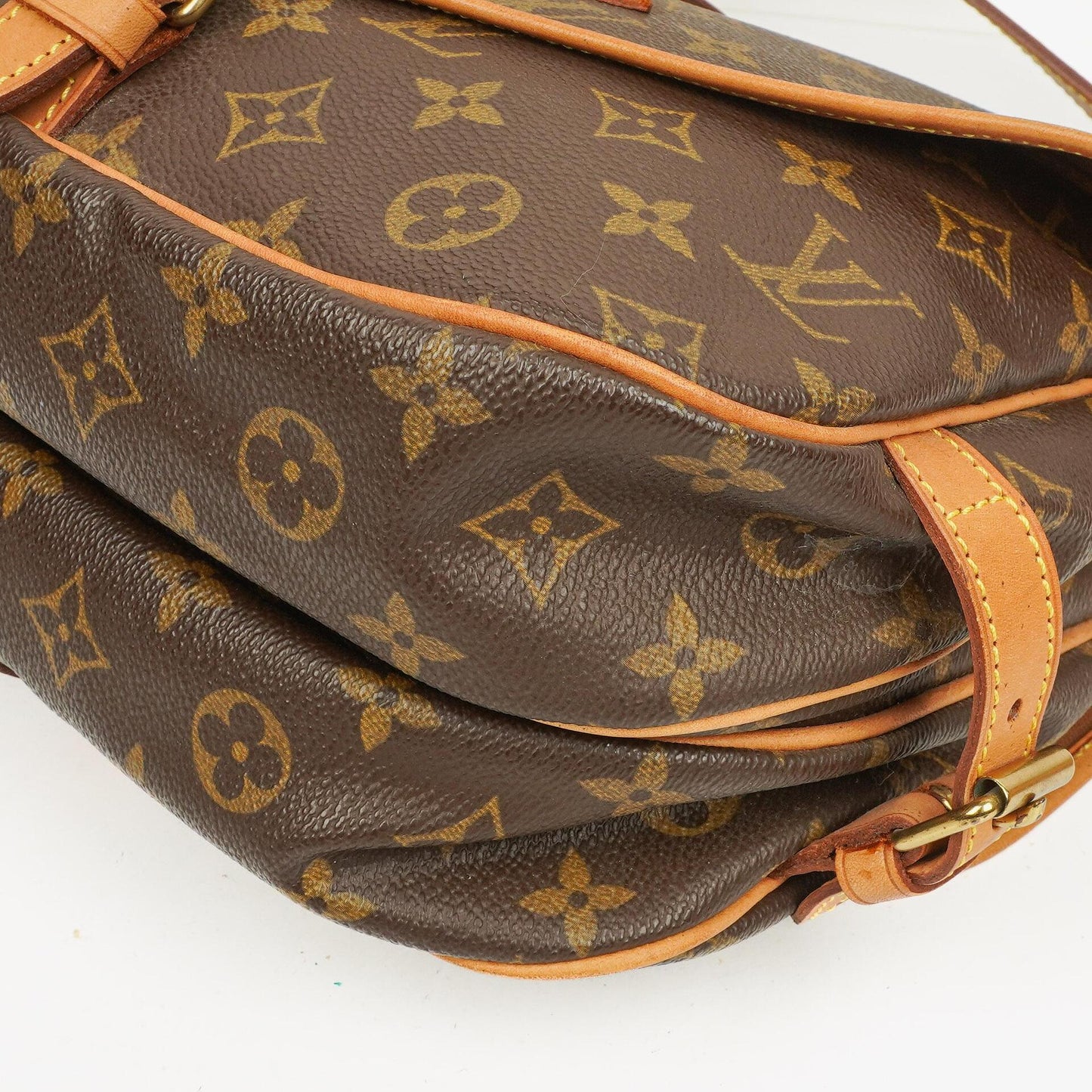 Louis Vuitton Saumur Monogram Canvas 30 Bag